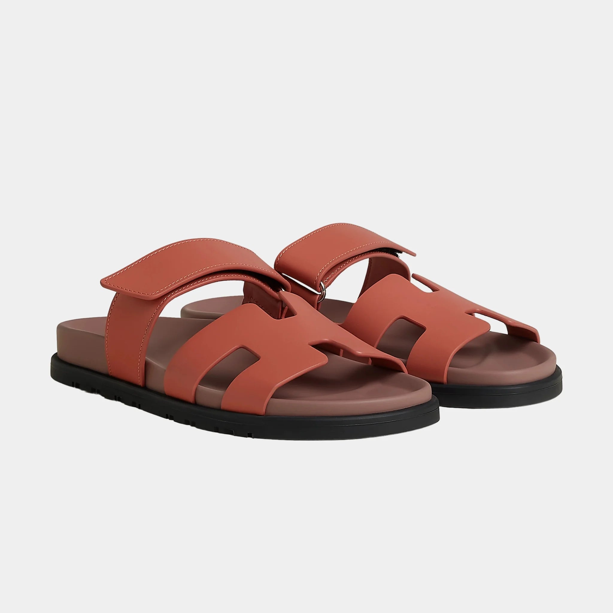 Hermes Chypre Sandal in Calfskin Women, Rose Antique, Front