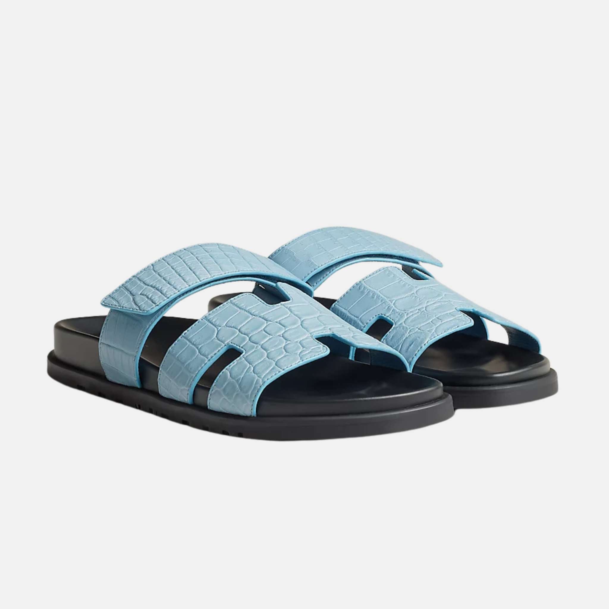 Hermes Chypre Sandal Matte Mississippiensis Alligator, Bleu Cameo, Front