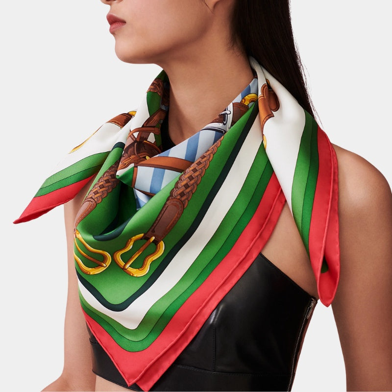 Hermes Coaching forever scarf 90, Rouge, Vert, Blanc, Model