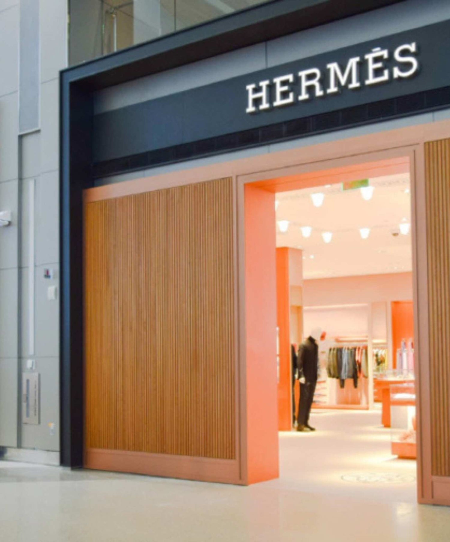 Hermes UAE collection