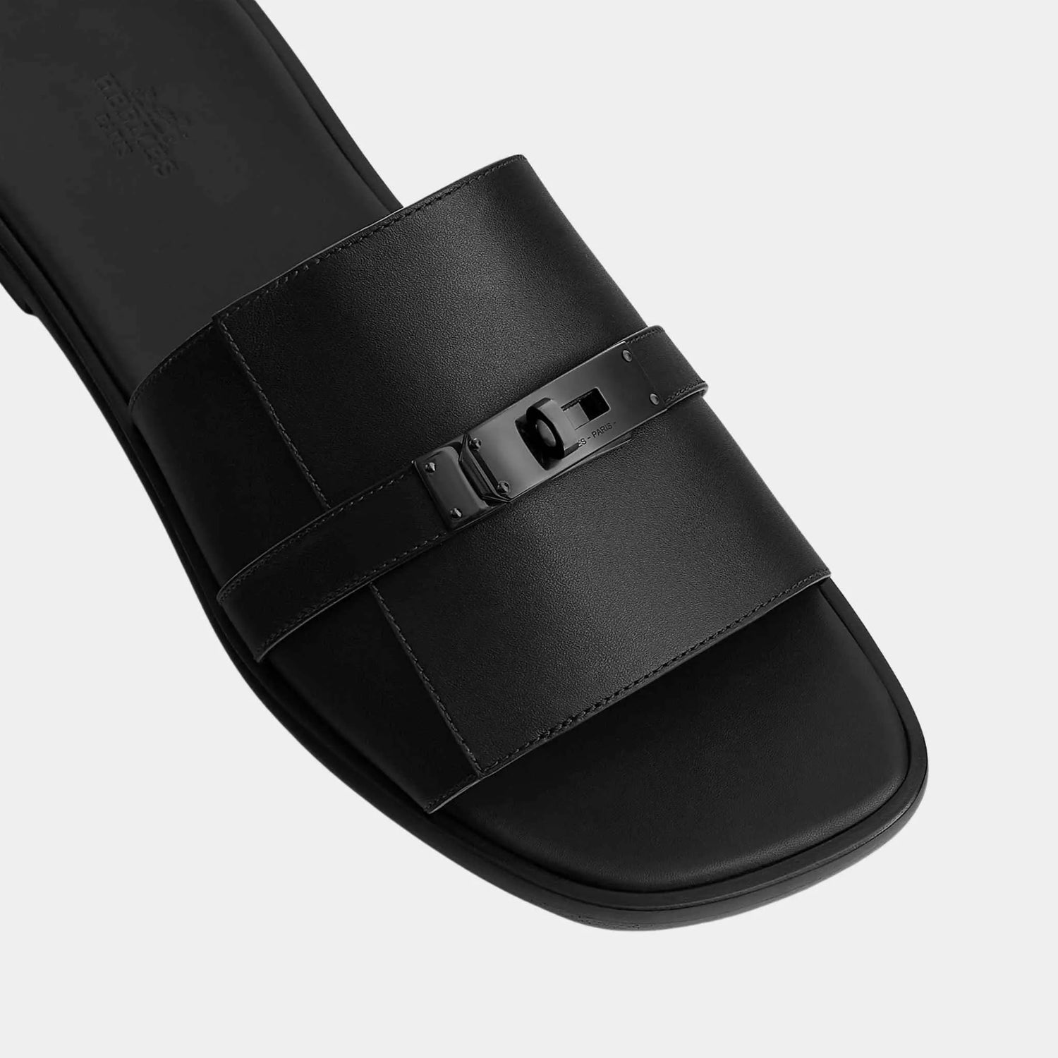 Hermes Gabriel Sandal in Calfskin, Noir, Top