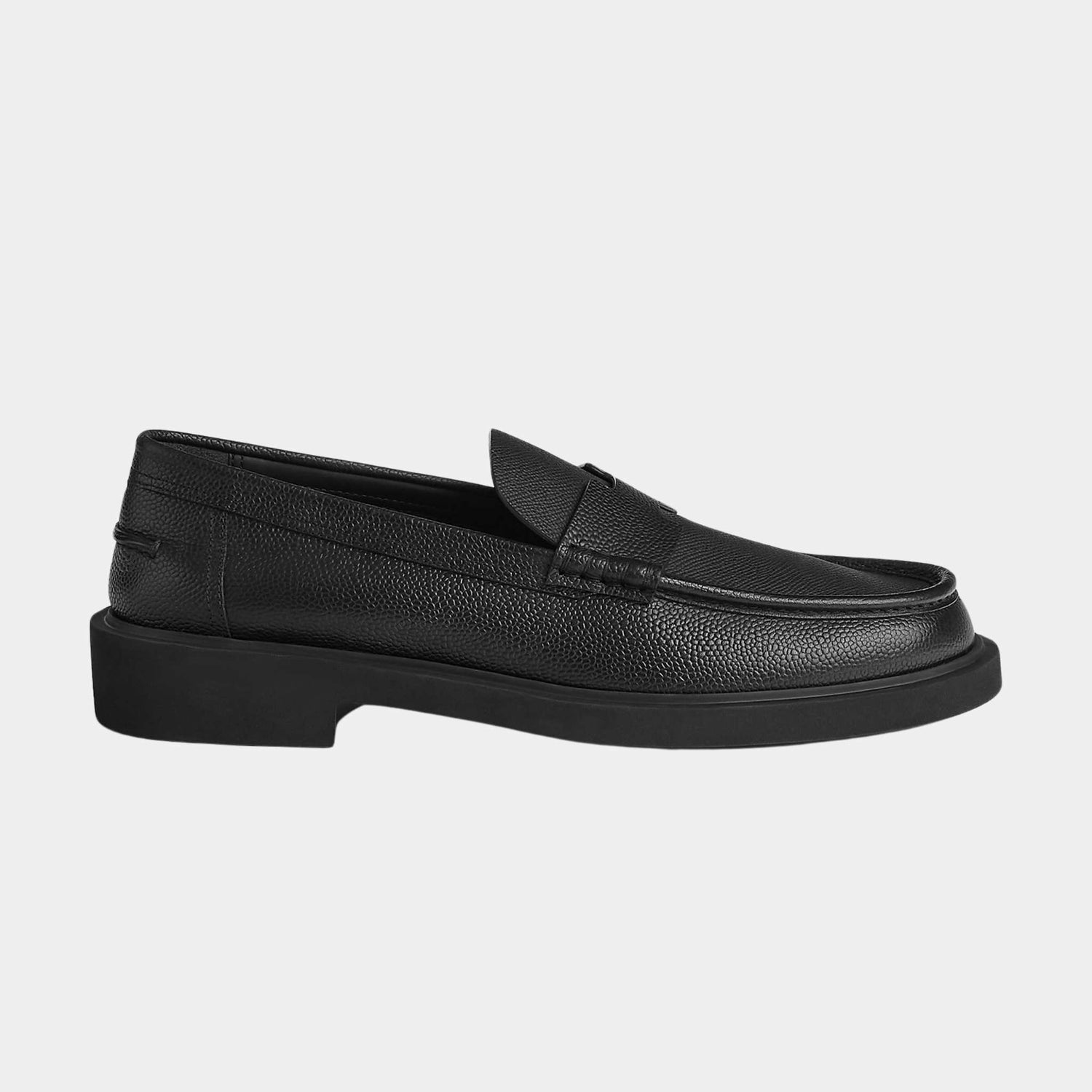Hermes Guillaume Loafer in Supple Grained Calfskin, Side