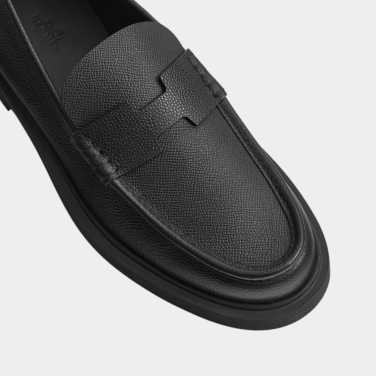 Hermes Guillaume Loafer in Supple Grained Calfskin, Top