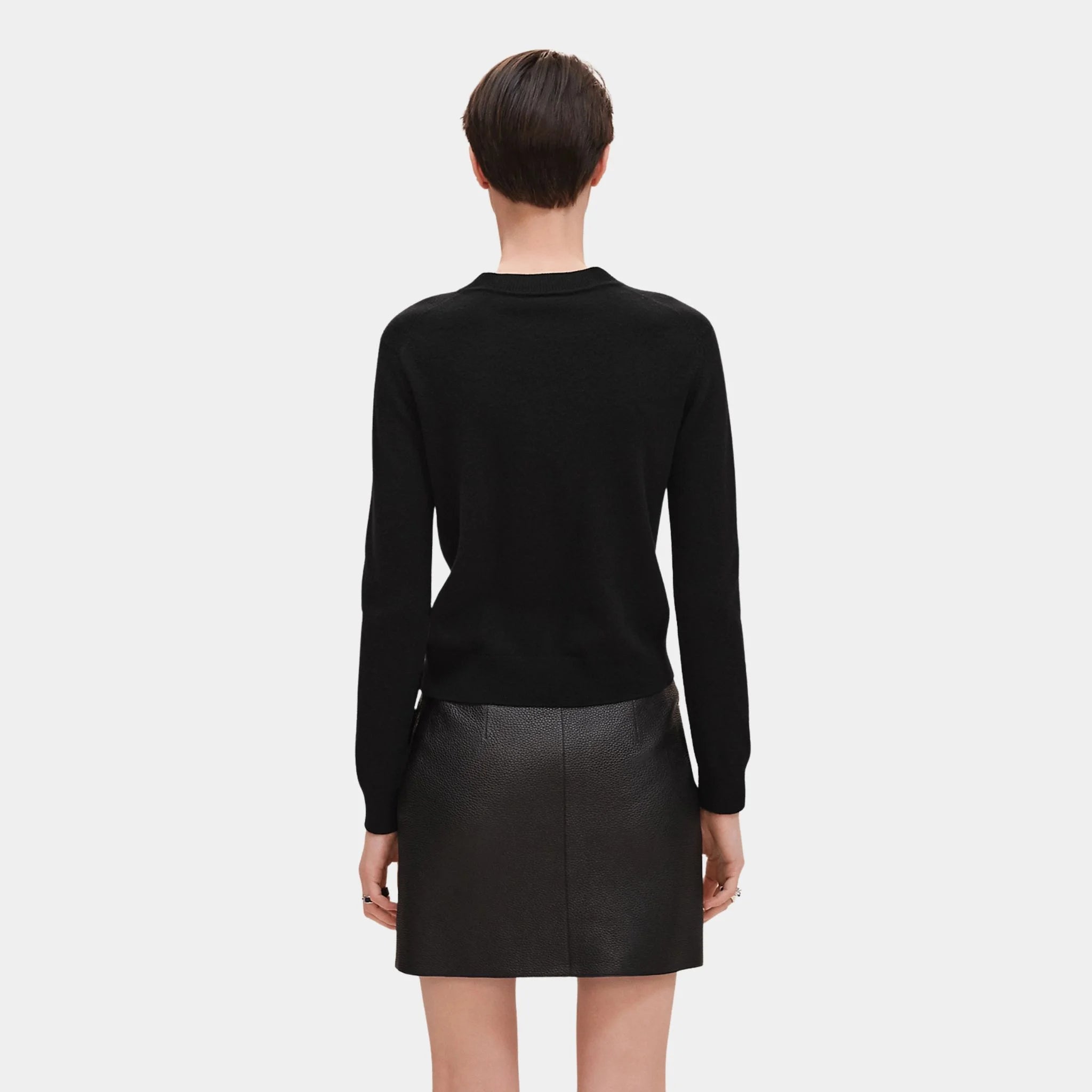 Hermes H Lift Long-sleeve Sweater in Plain Scottish Cashmere, Noir, Back