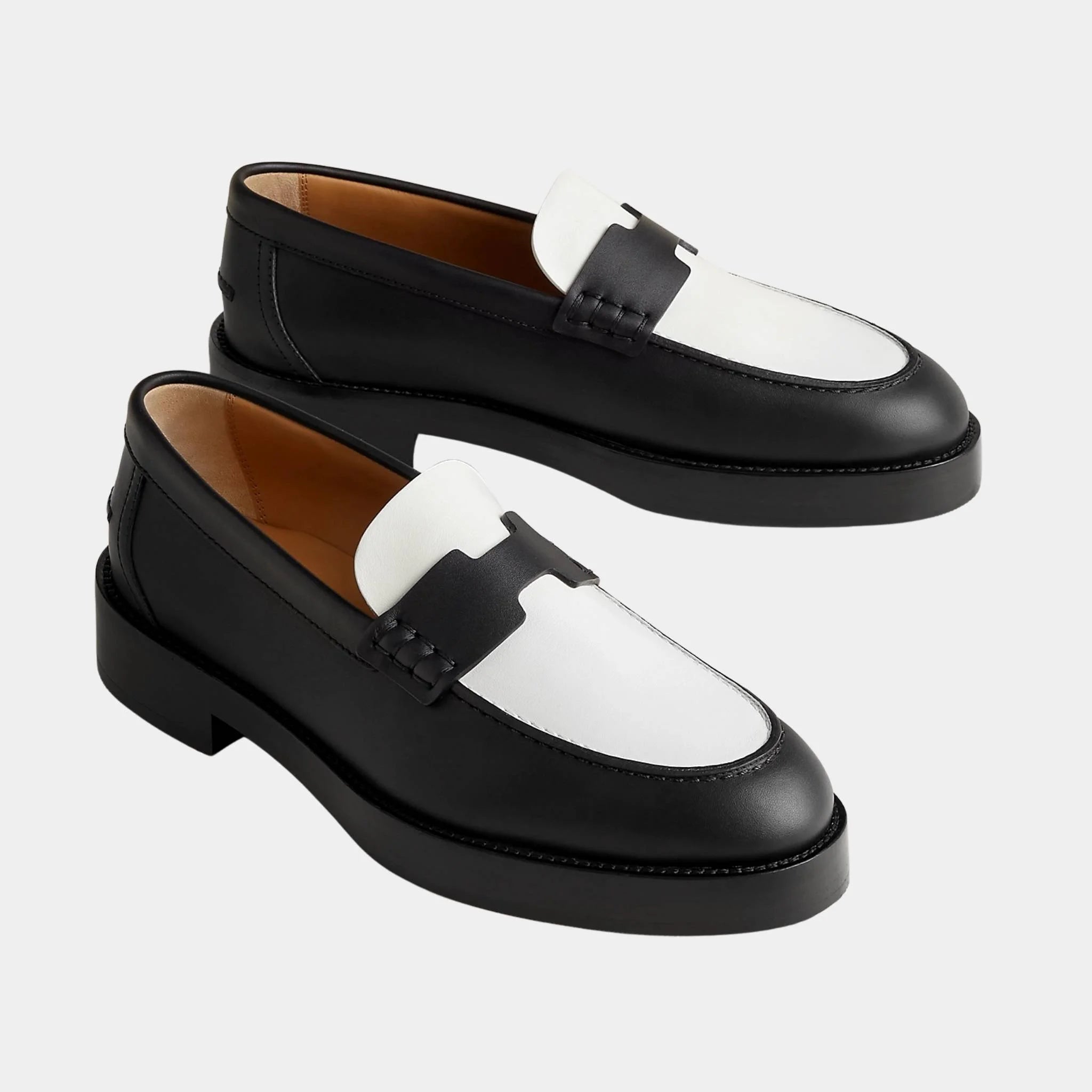 Hermes Hour Loafer in Calfskin, Blanc, Front