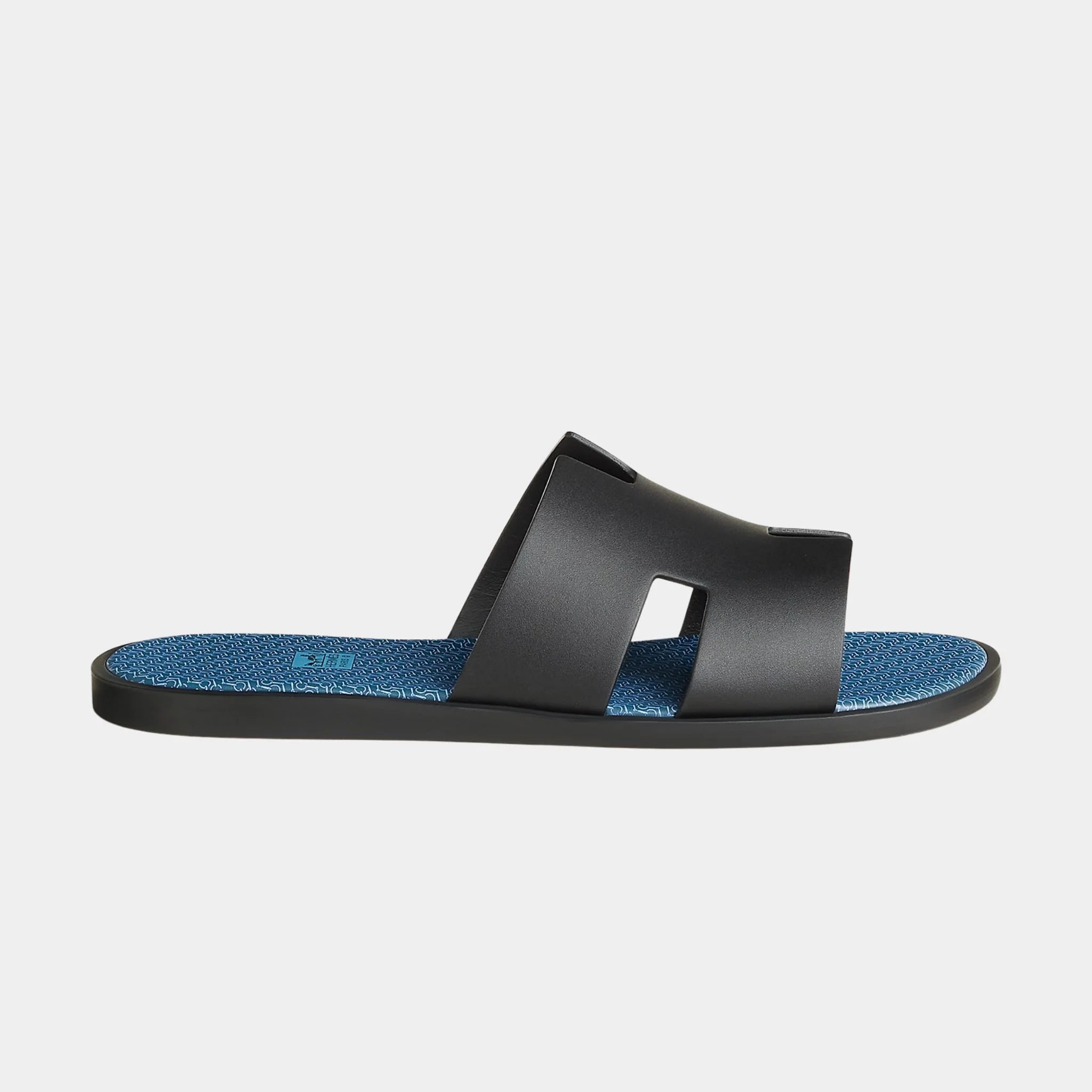 Hermes Izmir Sandal in Calfskin with Zig-zag Printed Insole, Noir, Side