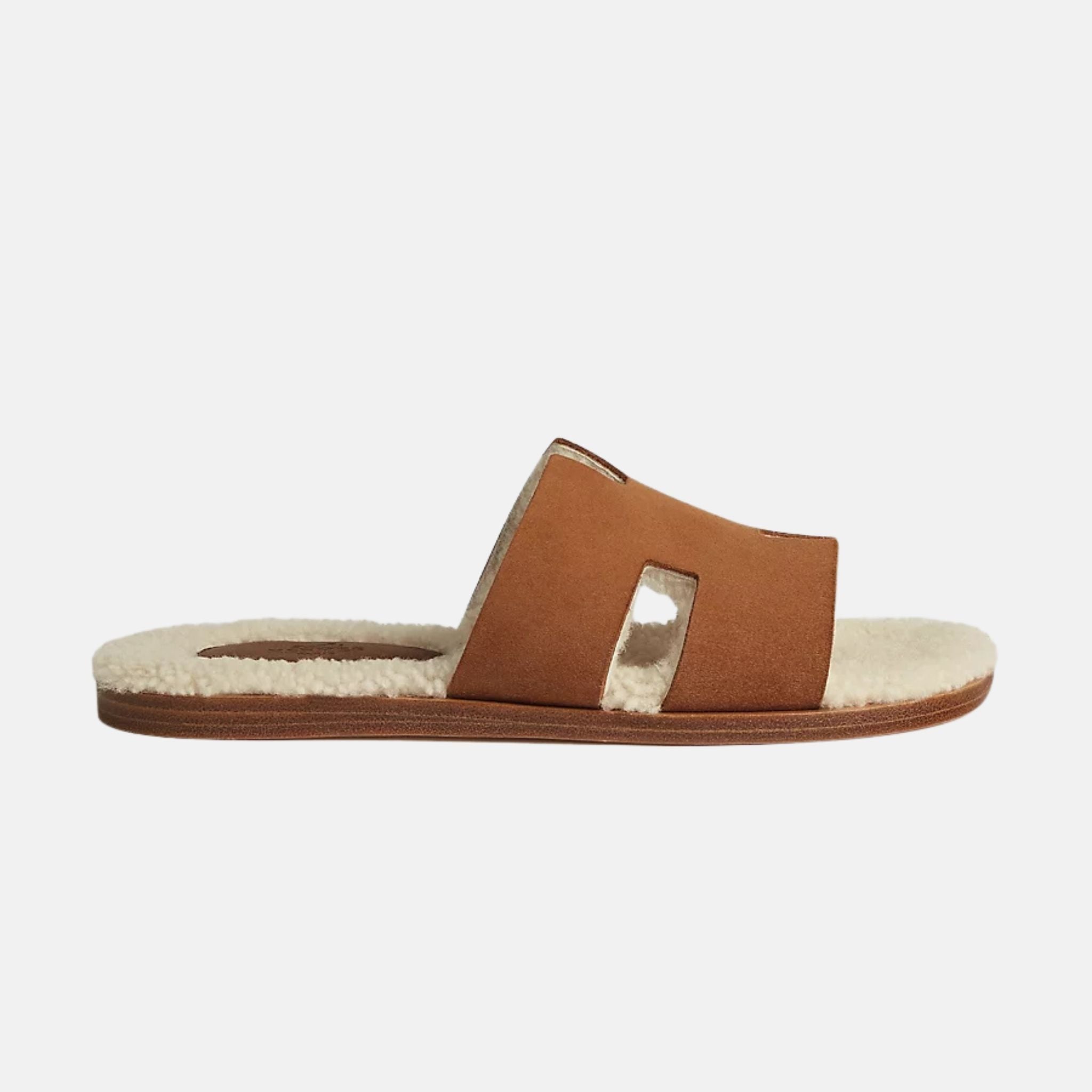 Hermes Izmir Sandal In Suede Goatskin And Woolskin,  Marron Teck Ecru, Side