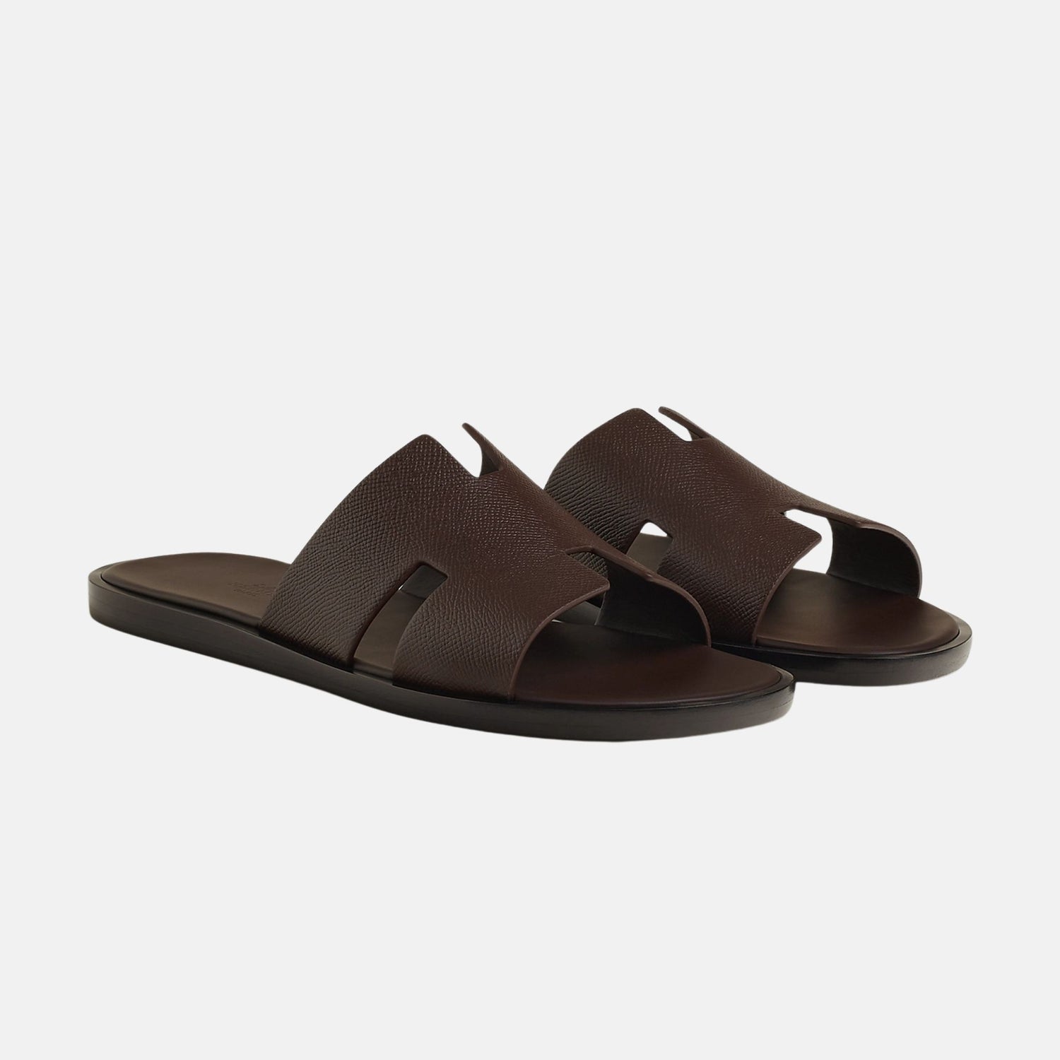 Hermes Izmir Sandals Shiny Grained Calfskin, Marron Pecan, Marron Ebene, Front