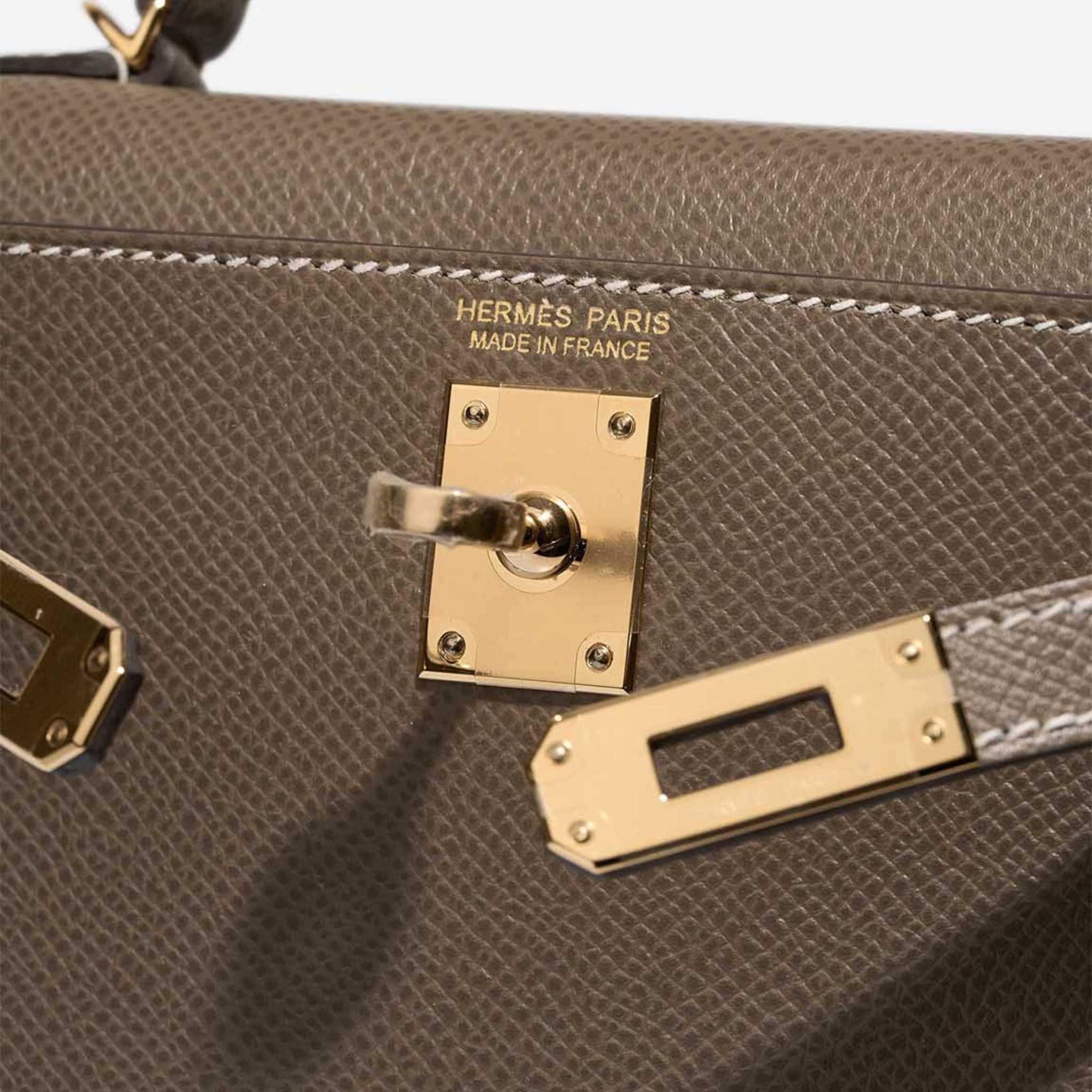 Hermes Kelly Mini Epsom Etoupe, Gold Hardware, Opened, Closeup