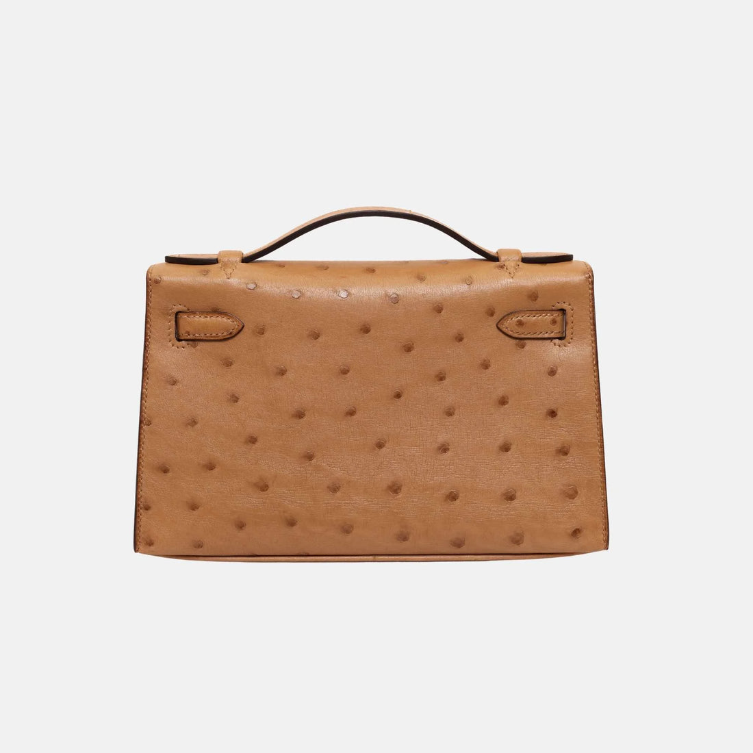 Hermes Kelly Pochette شاي من جلد النعام مع إكسسوارات ذهبية، الجهة الخلفية
