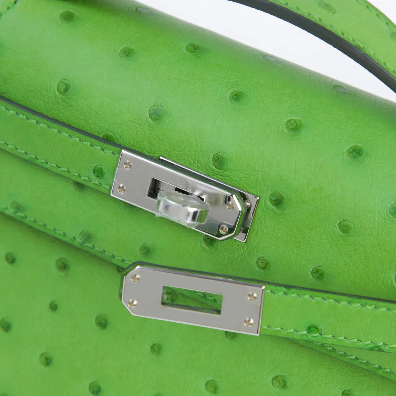 Kelly Pochette Ostrich Vert Yucca PHW