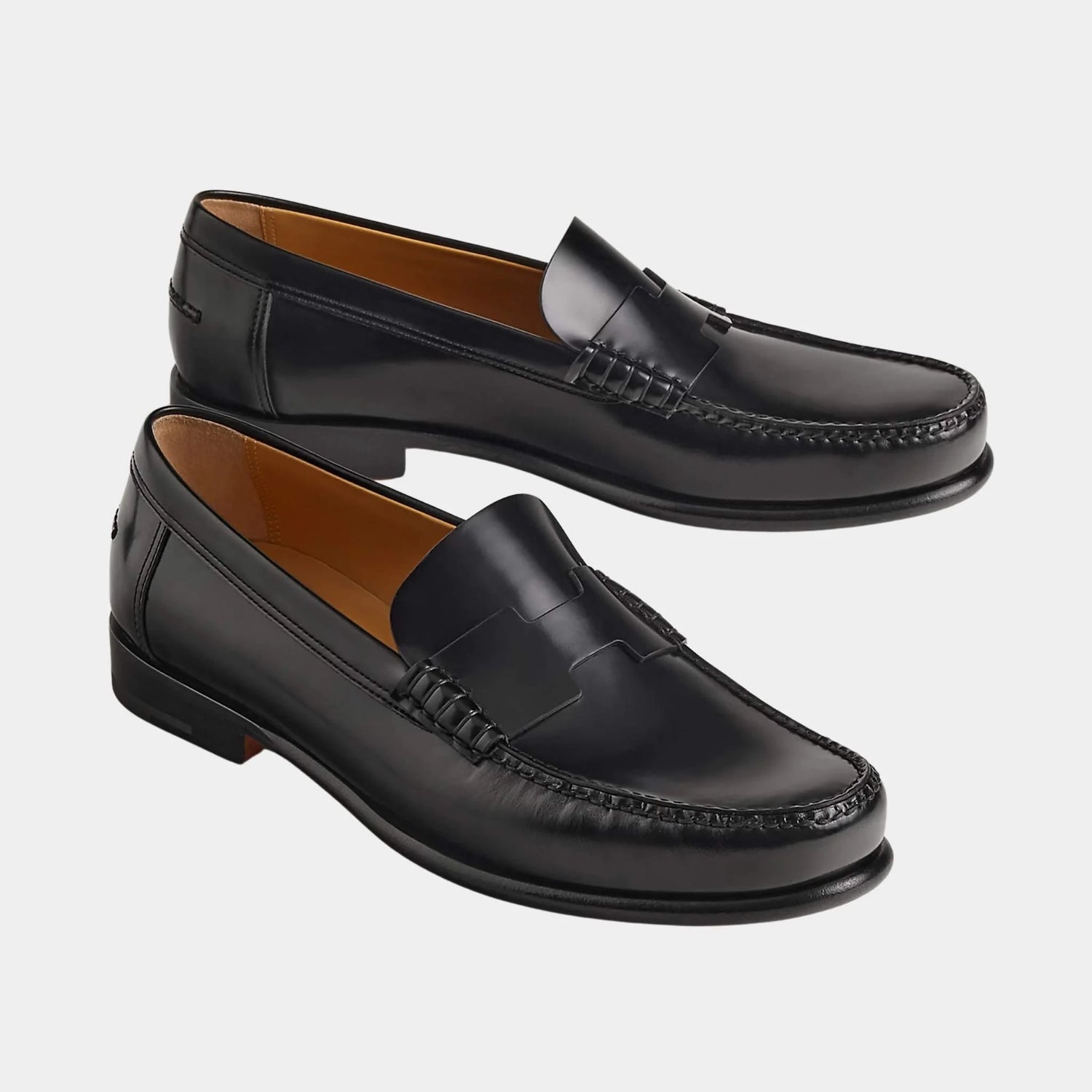 Hermes Kennedy Loafer in Toscan Calfskin, Noir, Front