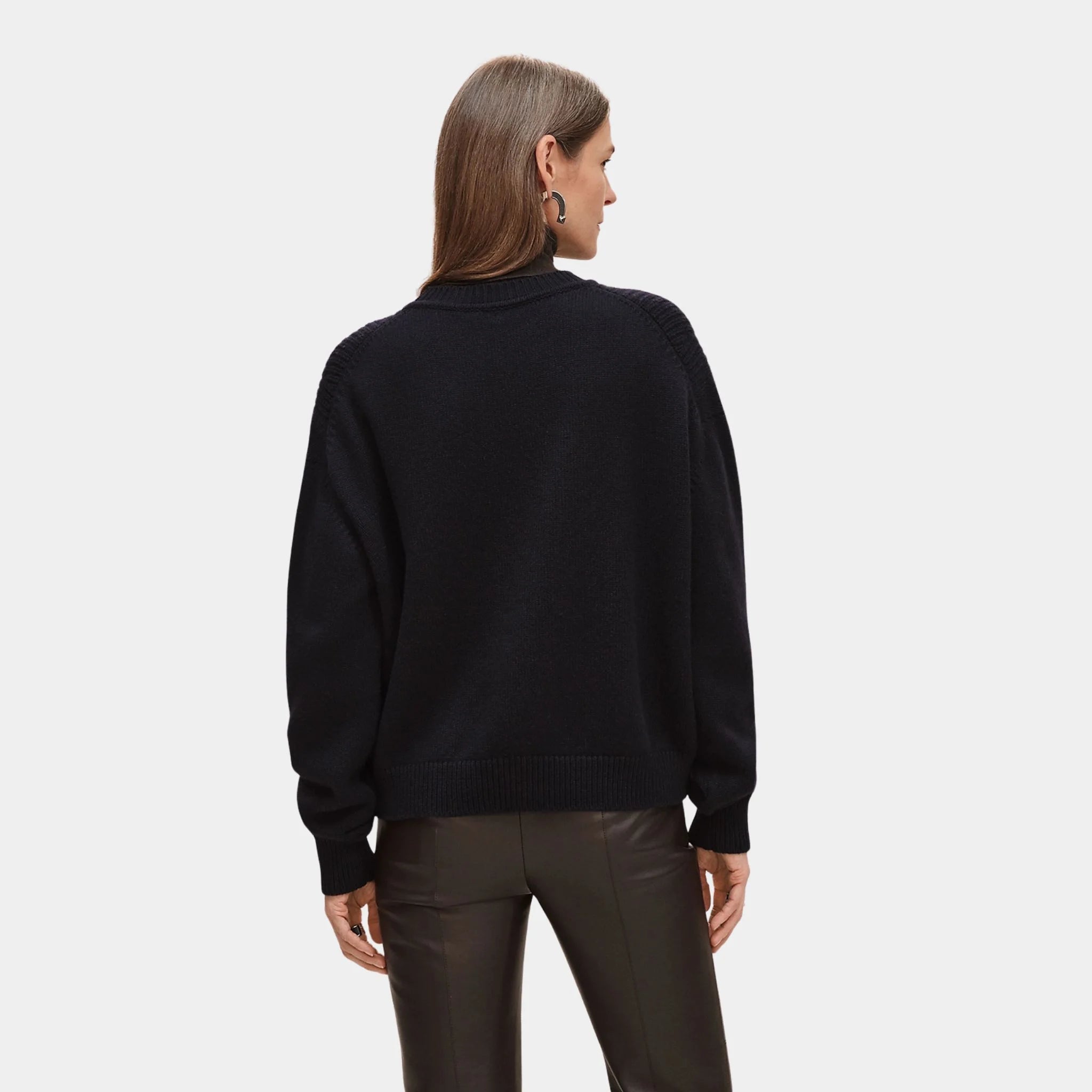 Hermes Long-sleeve Sweater in Plain Scottish Cashmere, Bleu Noir, Back