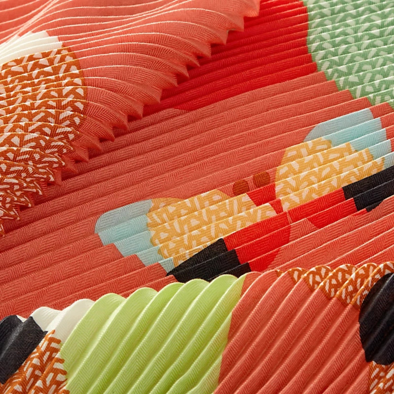 Hermes Mon Premier Galop Pleated Shawl 140, Close