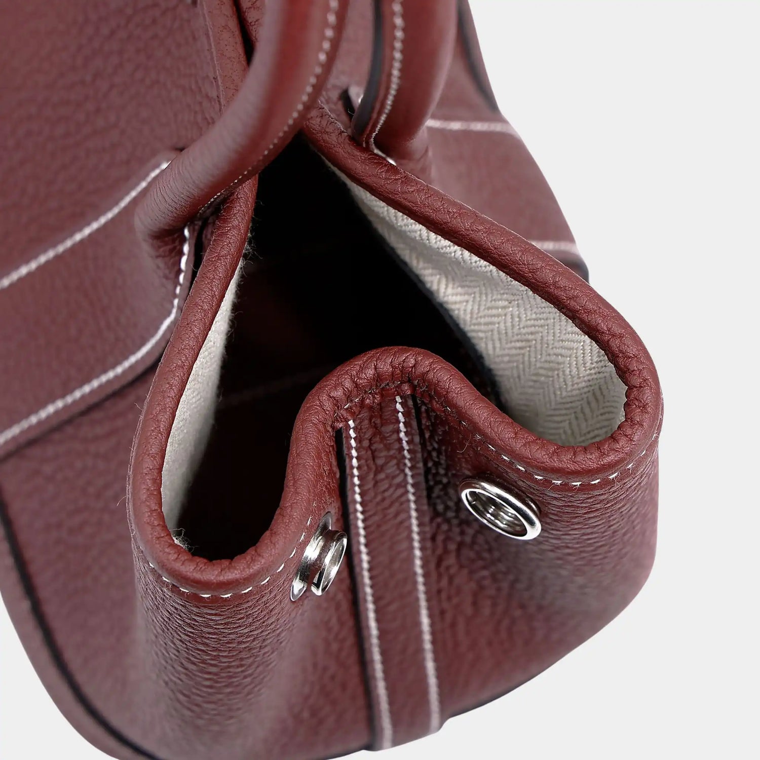 Neo Garden Party 23 Negonda Rouge H PHW, side Clseup