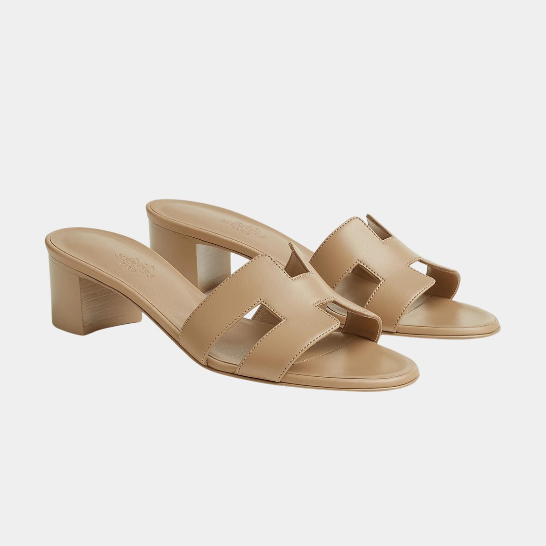 Hermes Oasis Sandals Calfskin, Beige Lin, Front