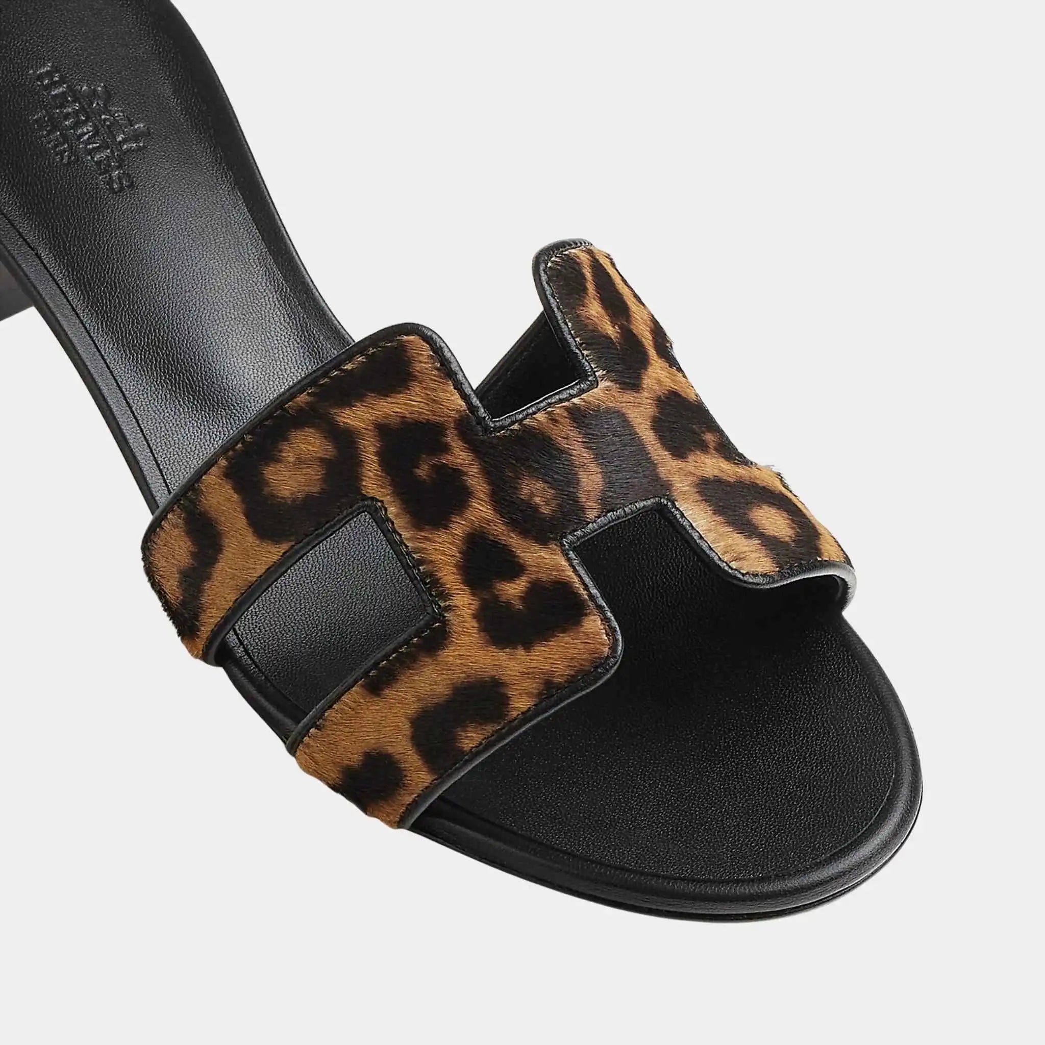 Hermes Oasis Sandals in Moire Calfskin, Gold, Noir, Top