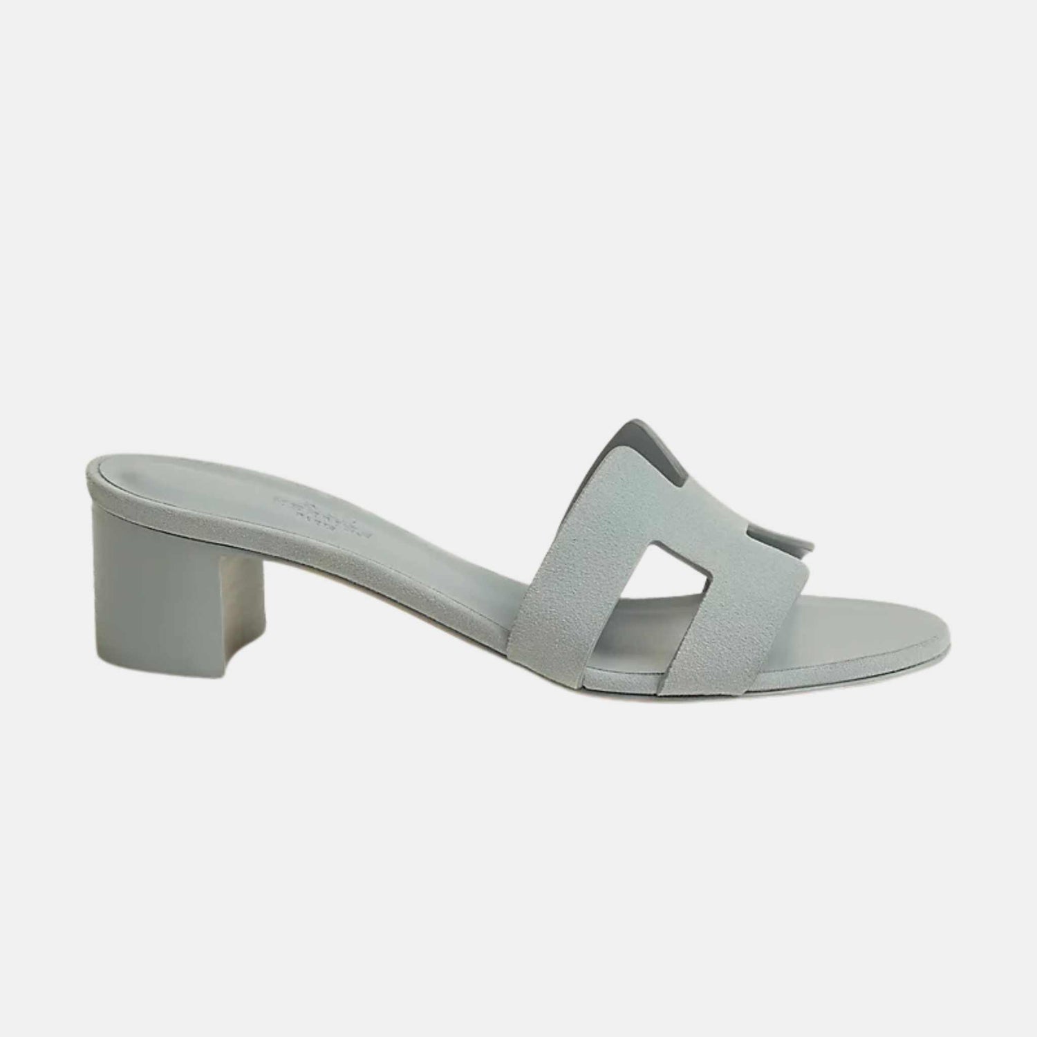 Hermes Oasis Sandals Suede Goatskin, Gris Nuage, Side