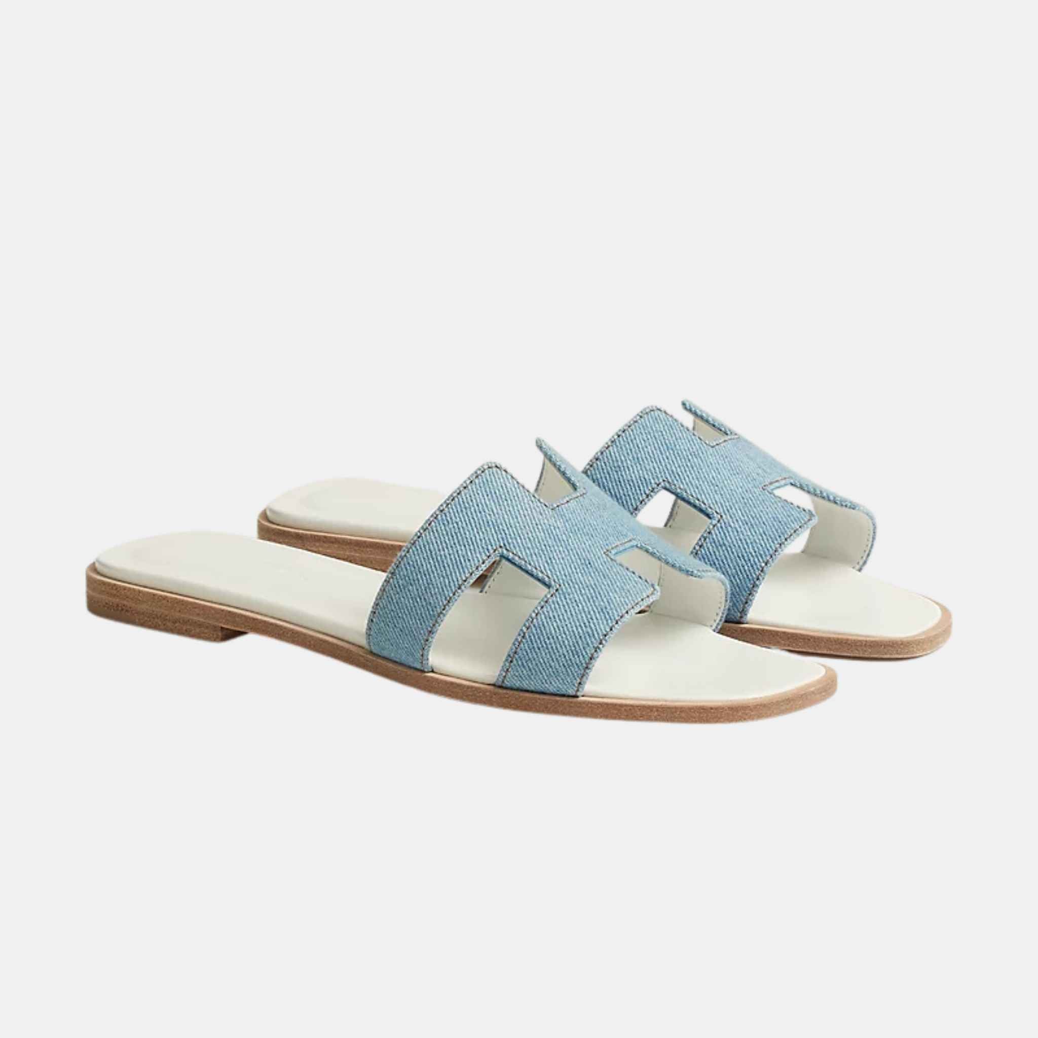 Hermes Oran Sandal Denim, Bleu Clair, Side View