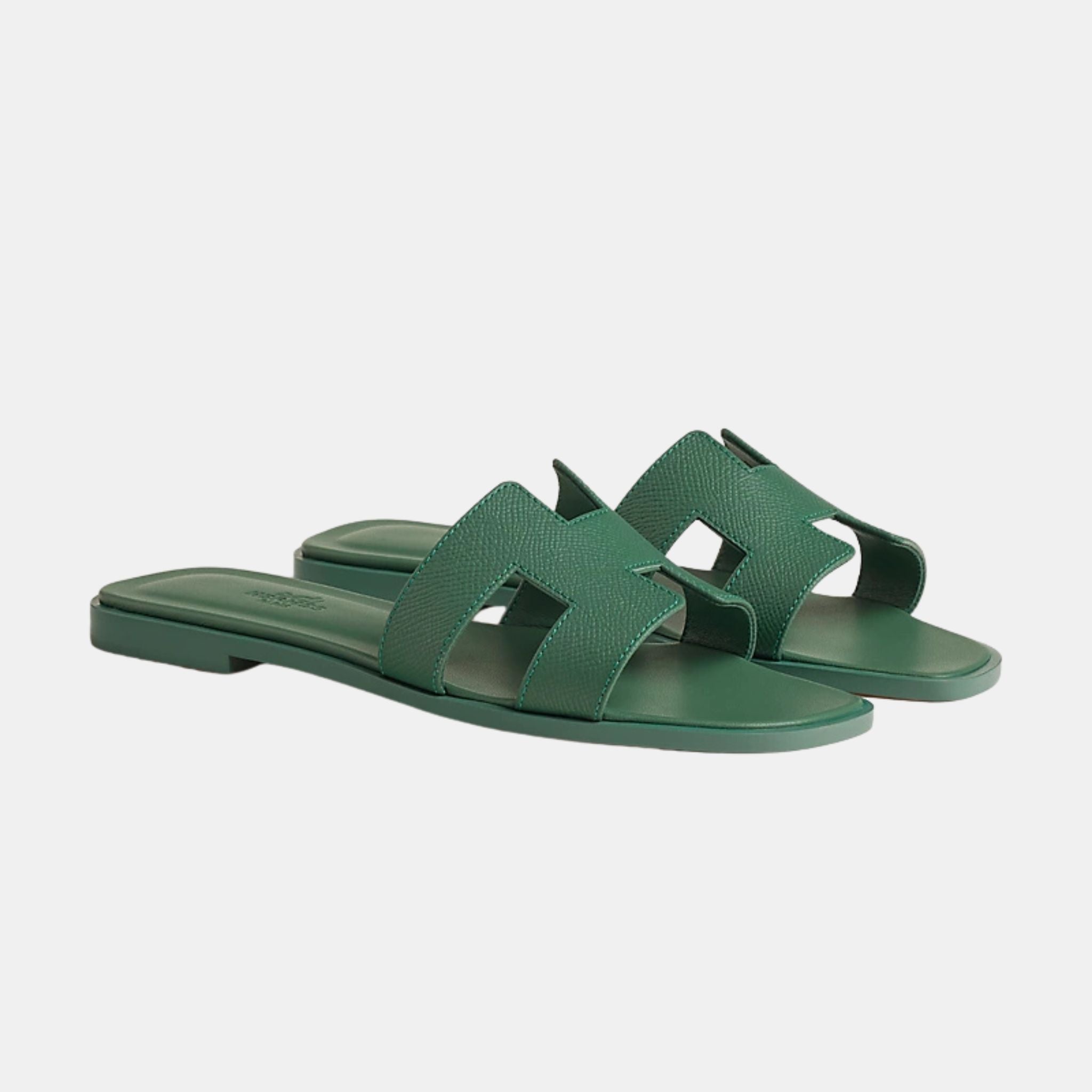 Hermes Oran Sandal, Epsom Calfskin, Vert Lierre, Side View