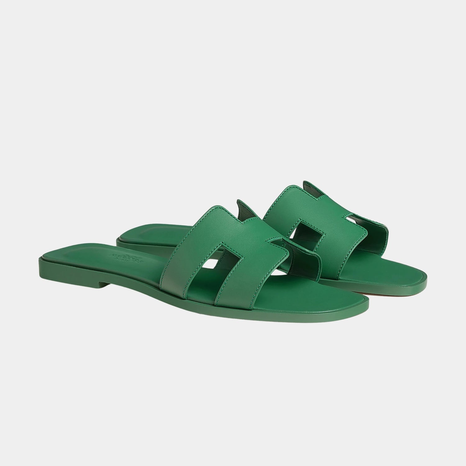 Hermes Oran Sandals In Calfskin, Vert Jungle, Front