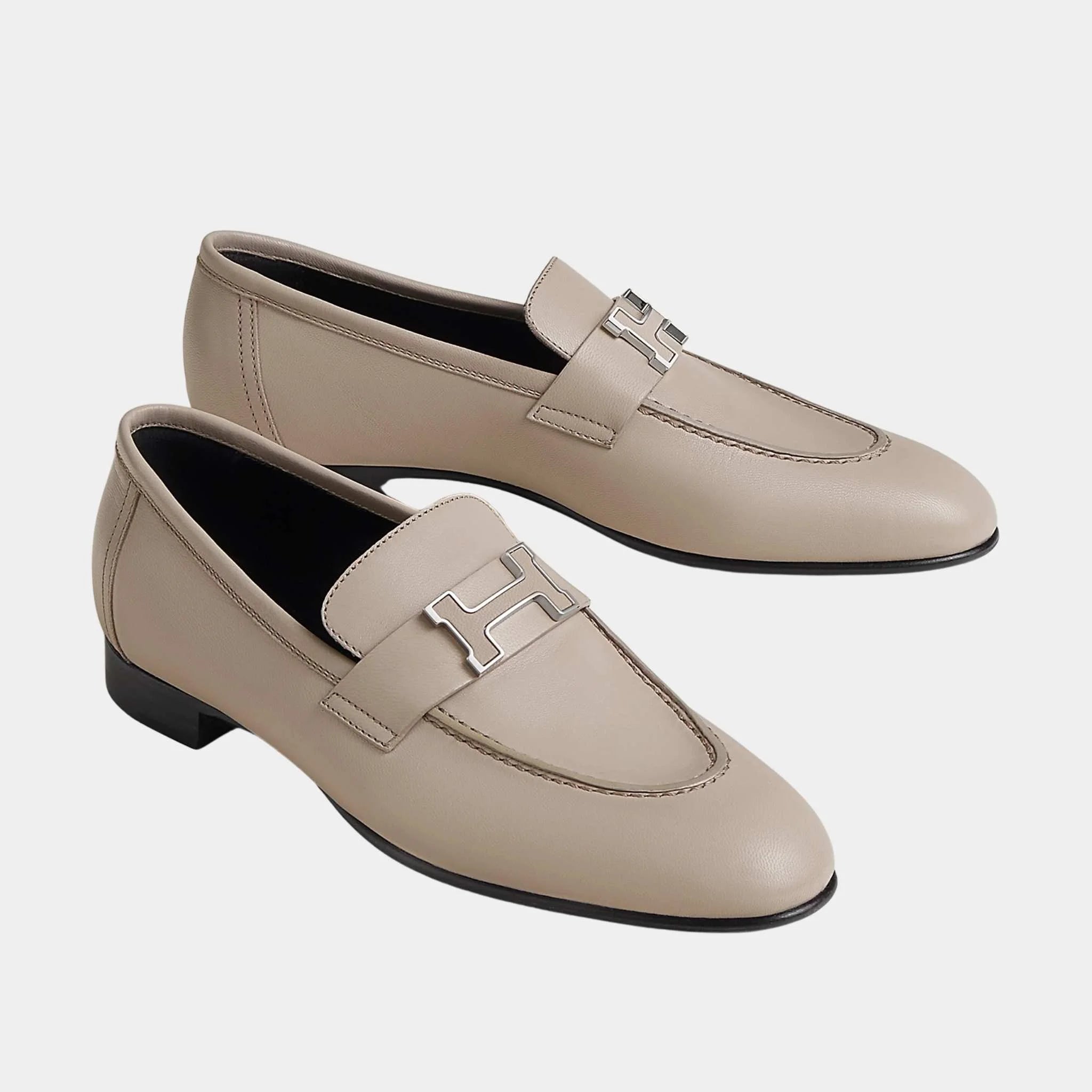 Hermes Paris Loafer Goatskin Paris Buckle Women, Beige Galet, Front