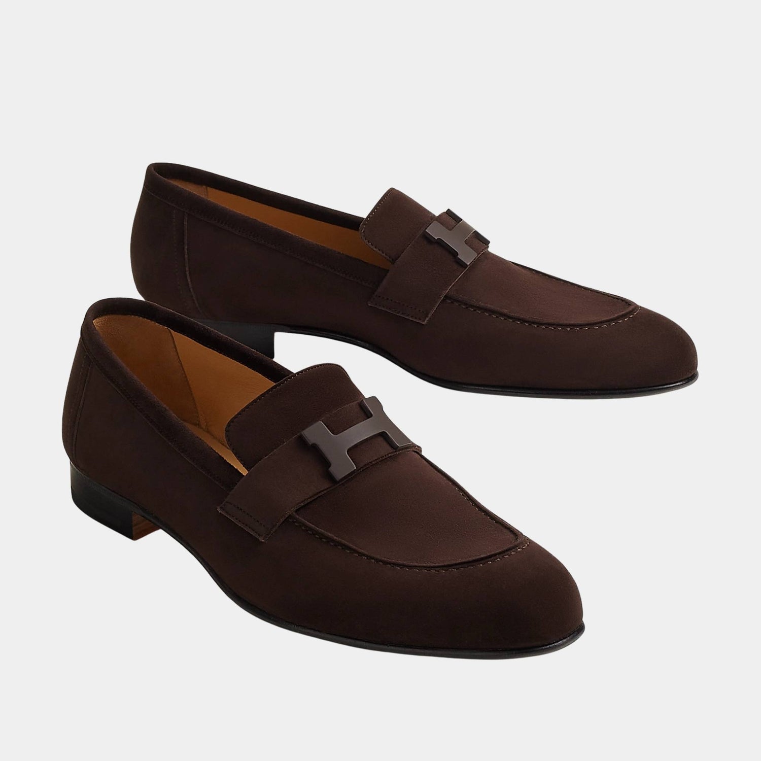 Hermes Paris Loafer in Suede Goatskin Men, Marron Ebene, Front