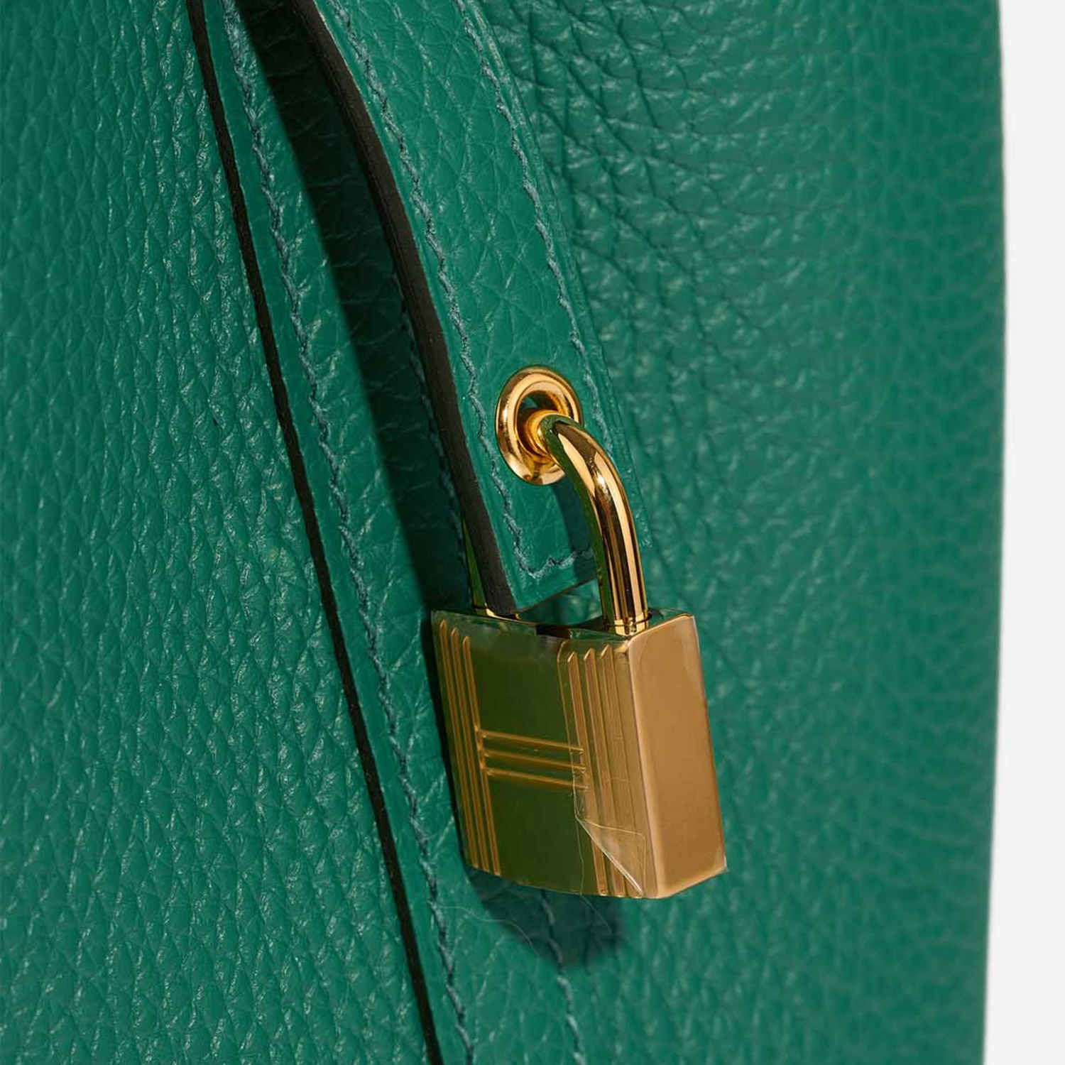 Hermes Picotin 18 Clemence Taurillon Vert Vertigo Gold Hardware View