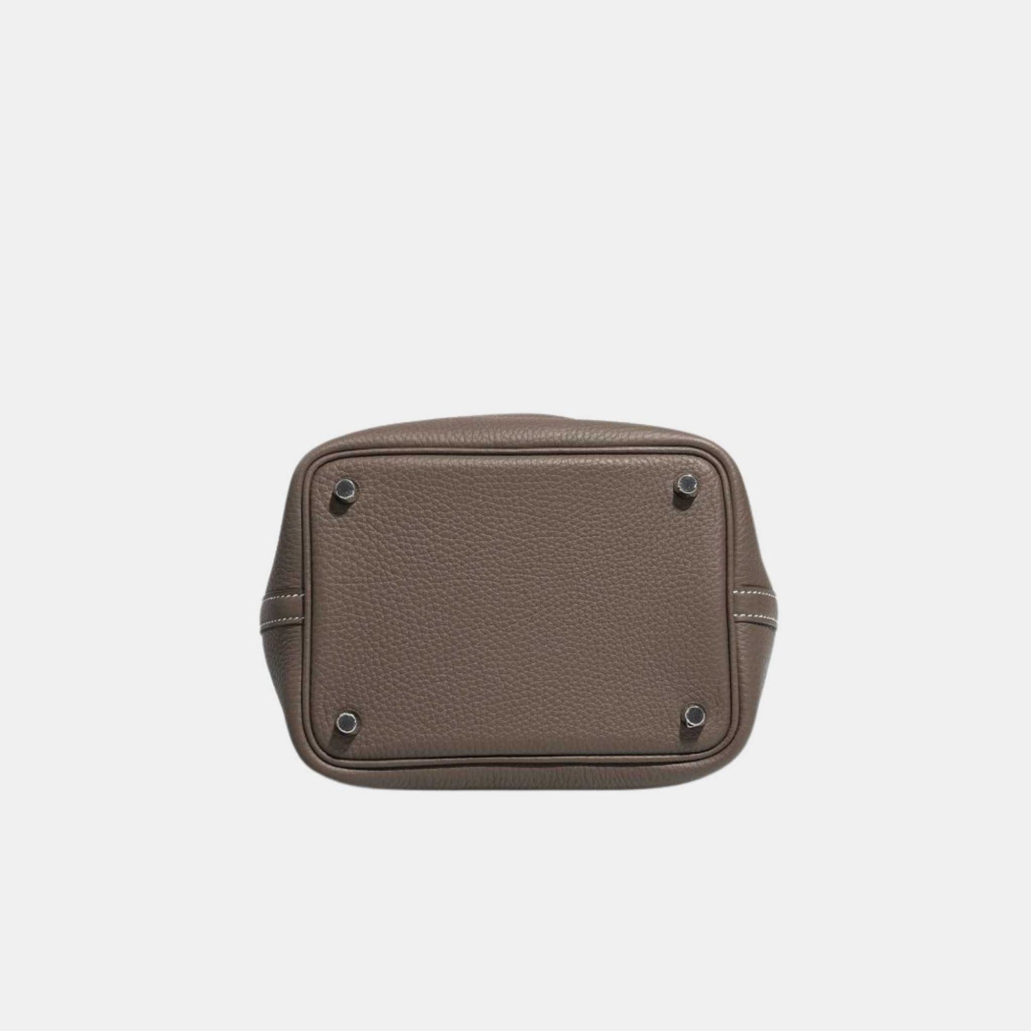 Hermes Picotin 18 Taurillon Clemence Etoupe PHW, Bottom