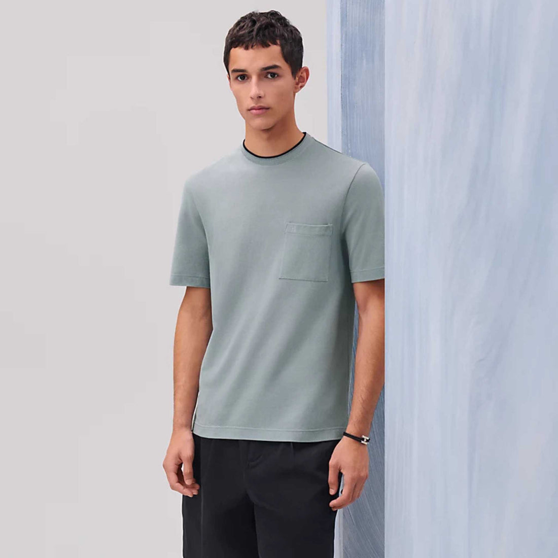 Hermes Piqures Sellier T-Shirt Nuage, Front, Model