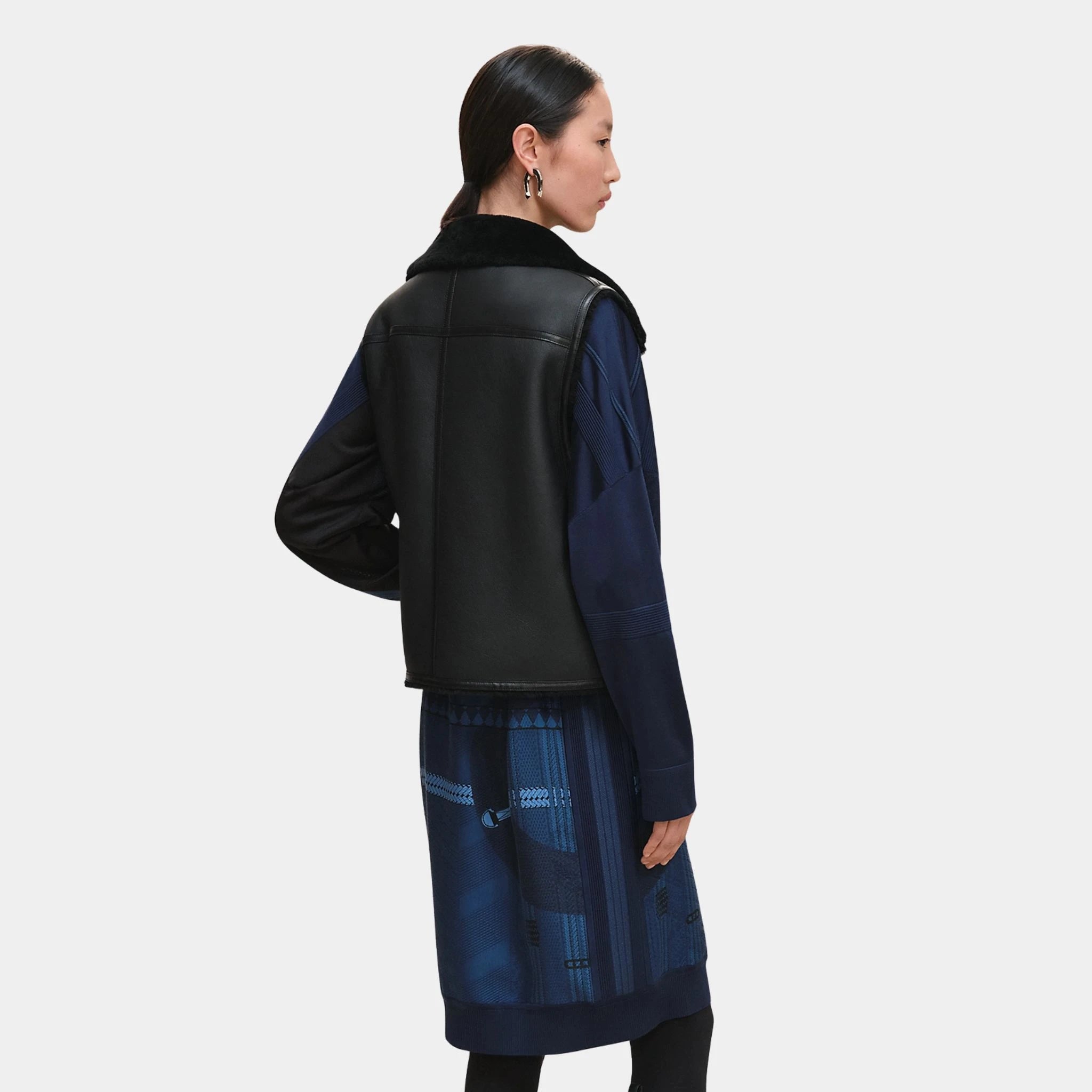 Hermes Reversible Sleeveless Jacket in Smooth Sheepskin, Noir, Back