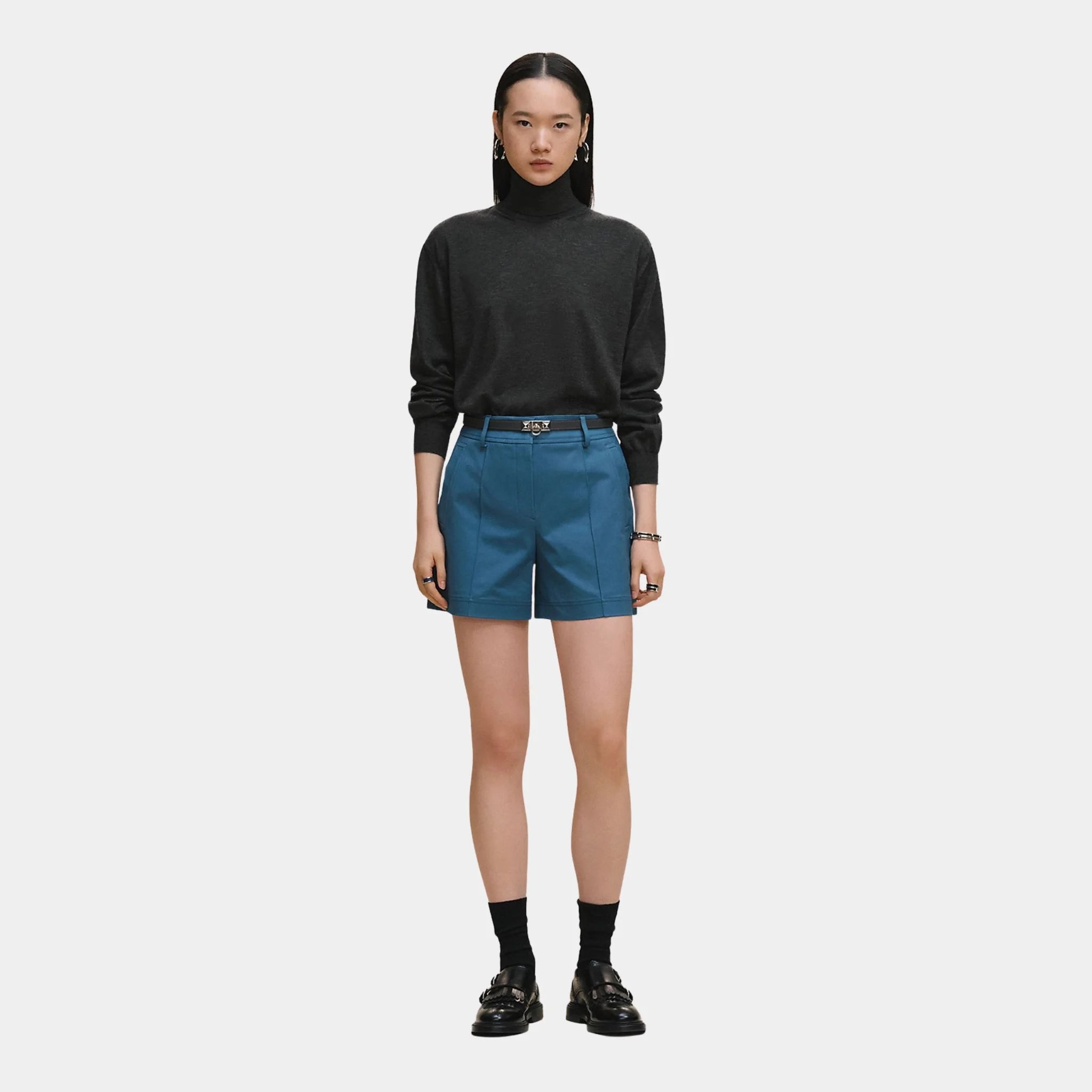 Hermes Shorts in Double Stretch Cotton Twill, Bleu Mer, Front