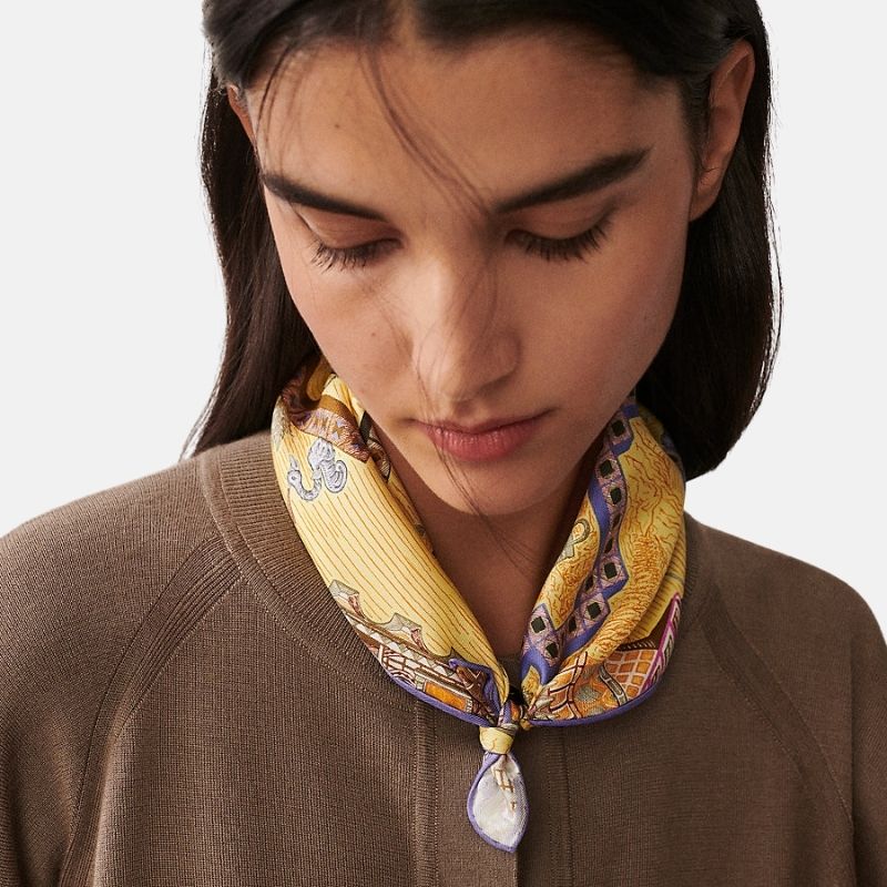 Hermes Super Silk Quest Detail Scarf 45, Jaune, Model