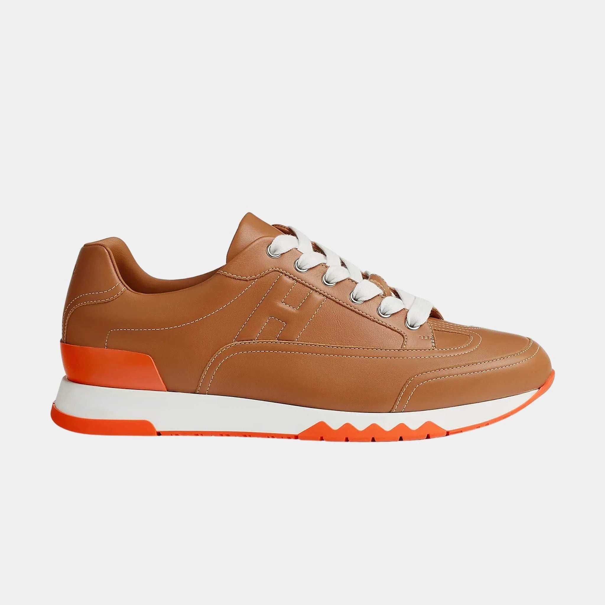 Hermes Trail Sneaker in Calfskin , Naturel, Side
