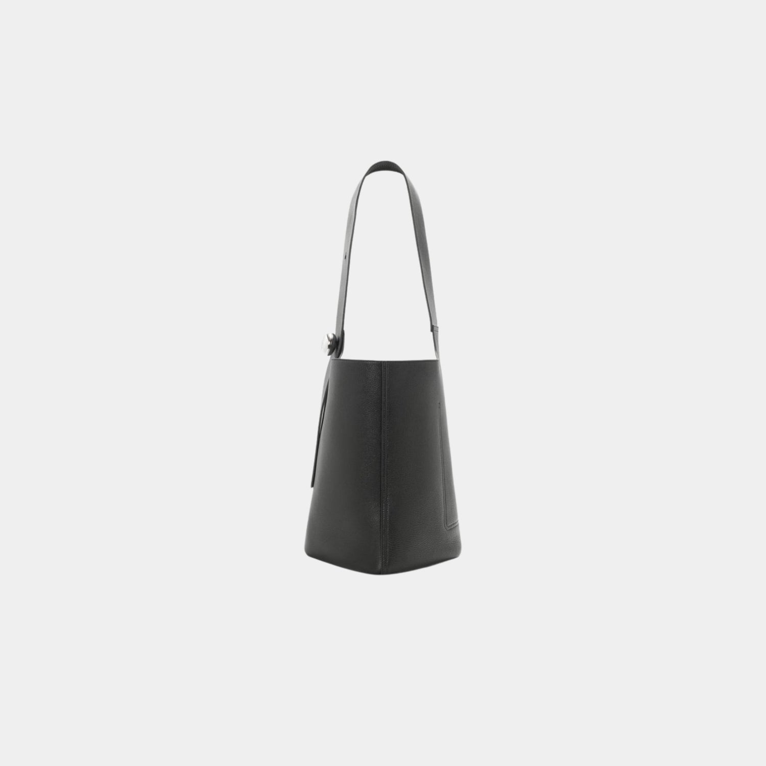 Loewe Large Pebble Bucket In Supple Grained Calfskin, Black, Side