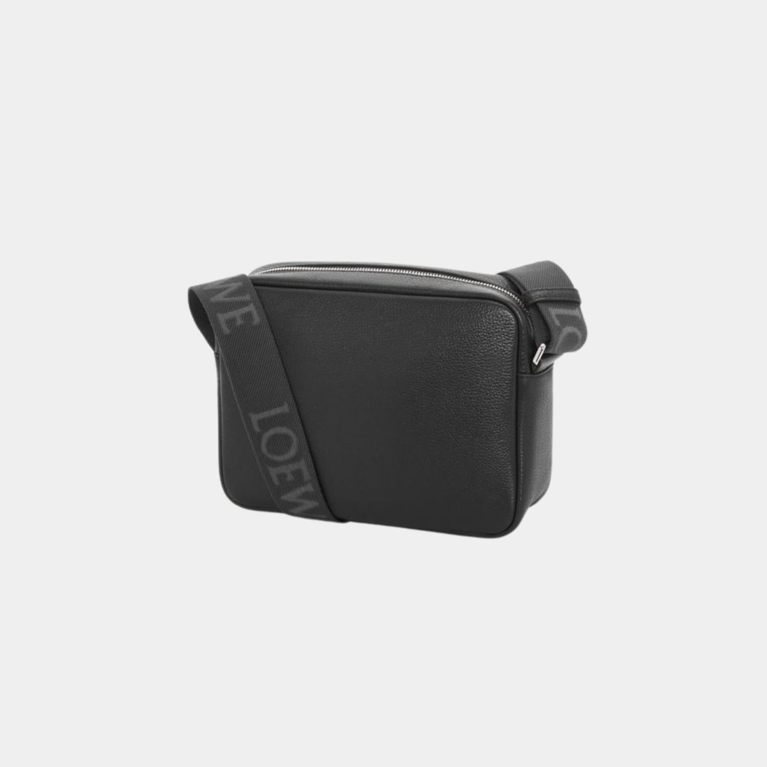 Loewe Medium Pebble Messenger Bag In Supple Grained Calfskin, Black, Back