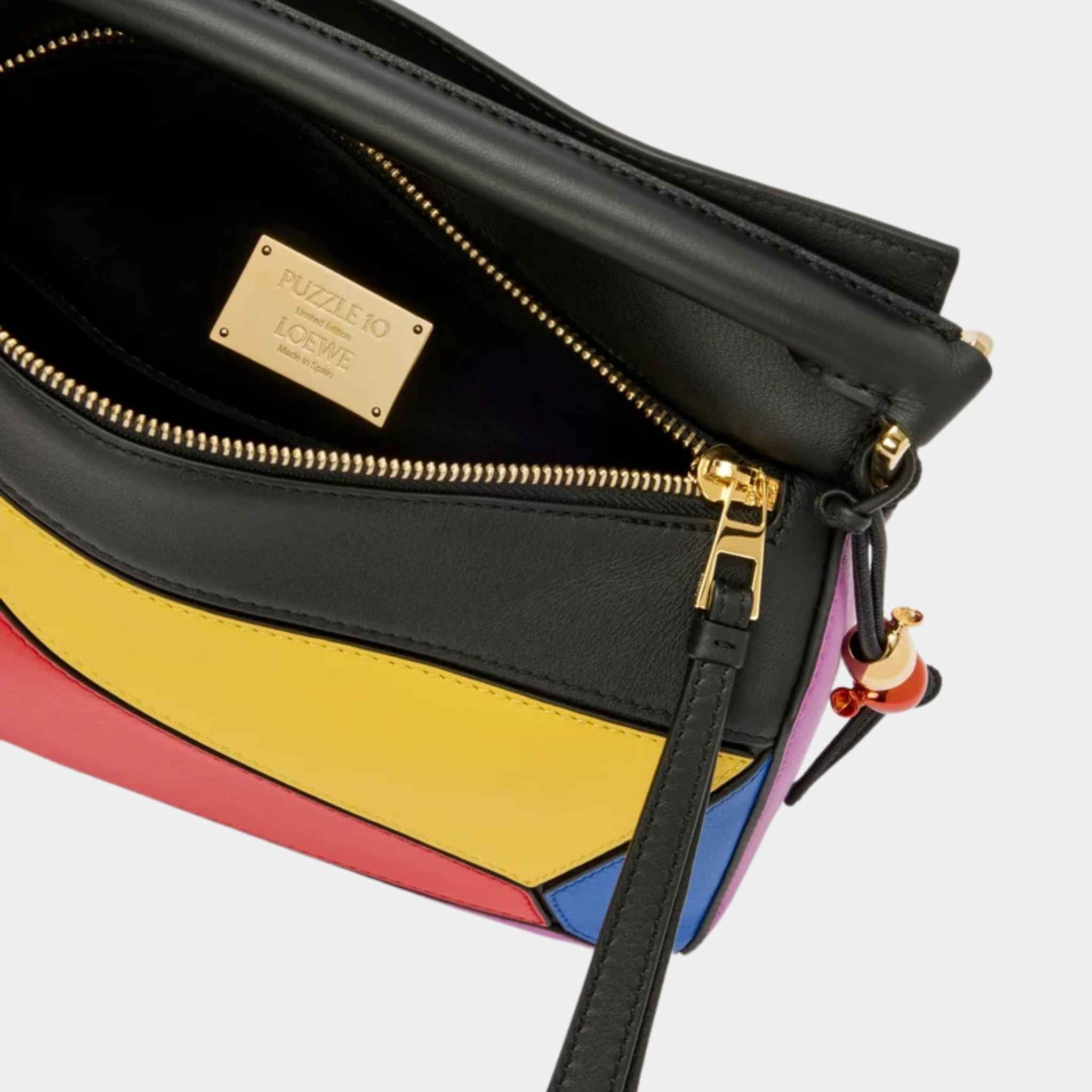 Loewe Puzzle 10 Multicolour Re-edition Bag in Classic Calfskin, Inside