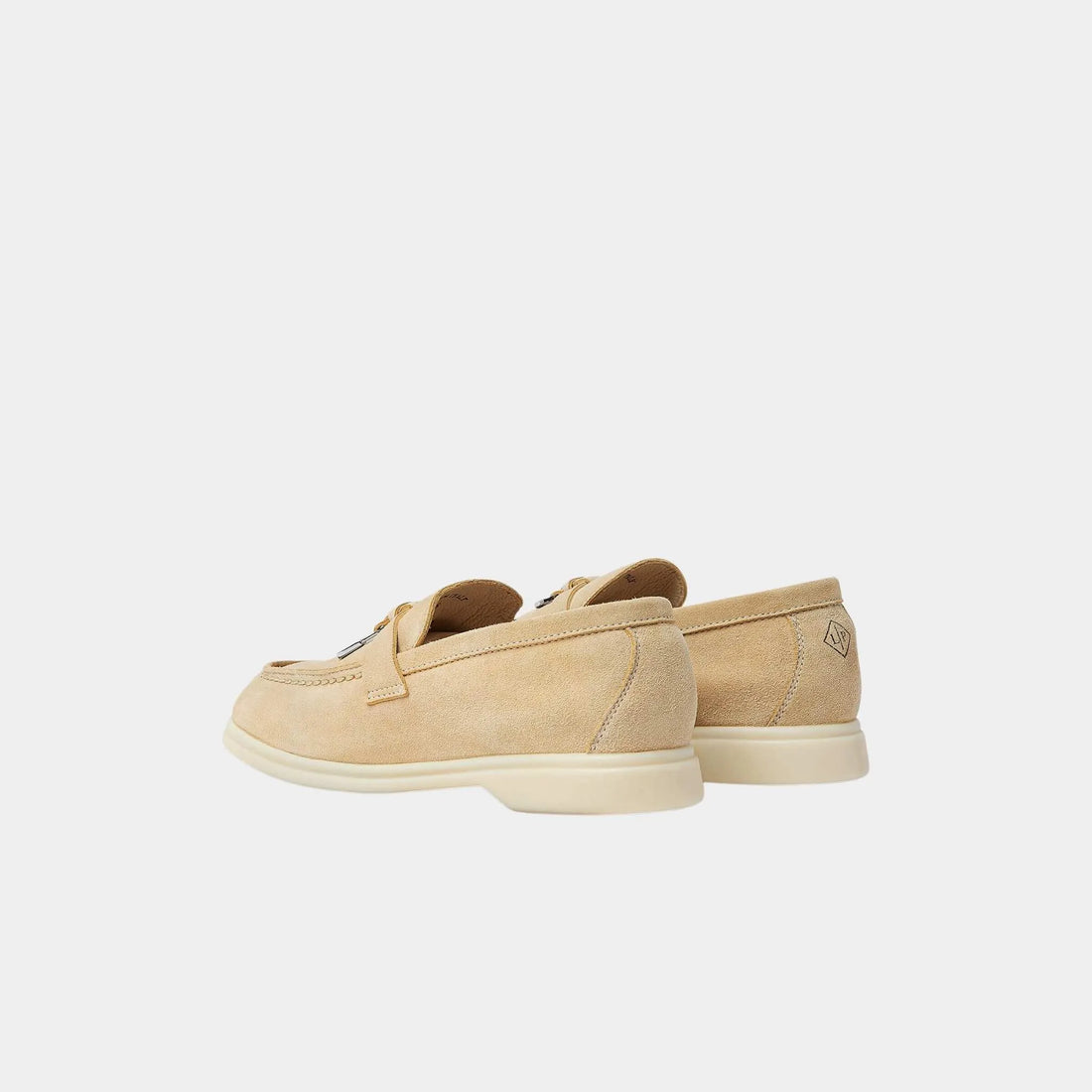حذاء لوفر Walk من Loro Piana Kids Summer Charms، من الشامواه، بلون الزبدة، من الخلف