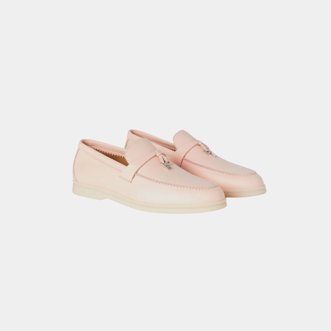 حذاء لوفر Summer Charms Walk من Loro Piana بجلد الأيل، لون Plum Flower، من الأمام
