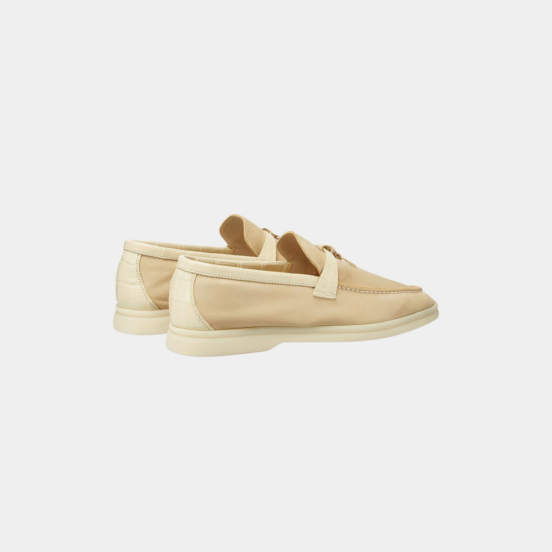 alt
Loro Piana Summer Charms Walk لوفر من الجلد السويدي مع جلد التمساح، لون زبدة، من الخلف