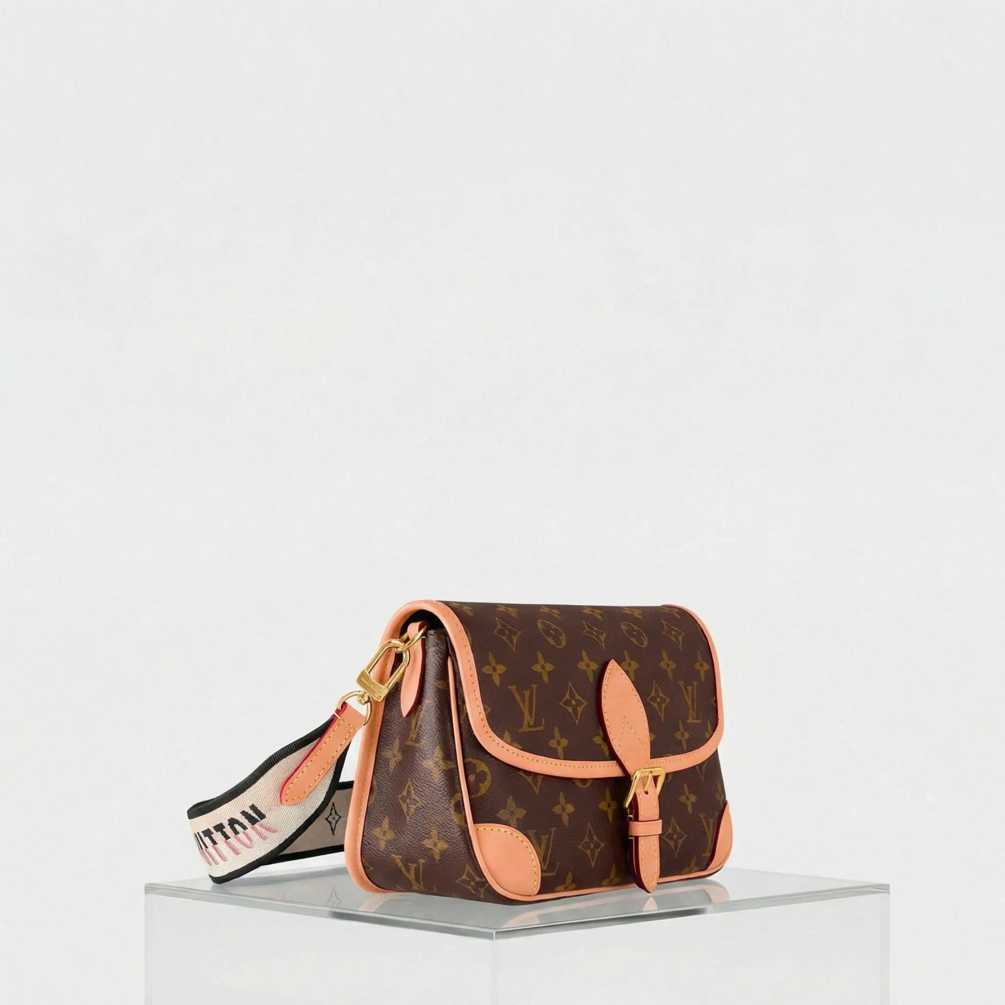 Louis Vuitton Diane Satchel Handbag Monogram Canvas, Side