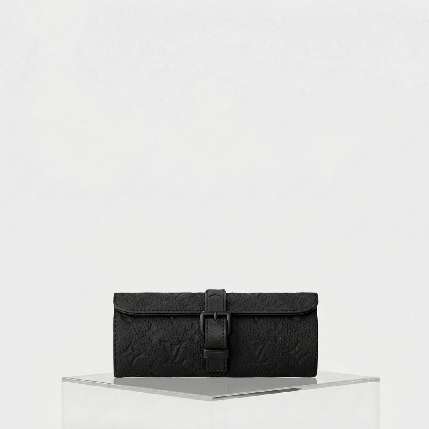 Louis Vuitton Etui 3 Montres Monogram-embossed Taurillon leather, Front
