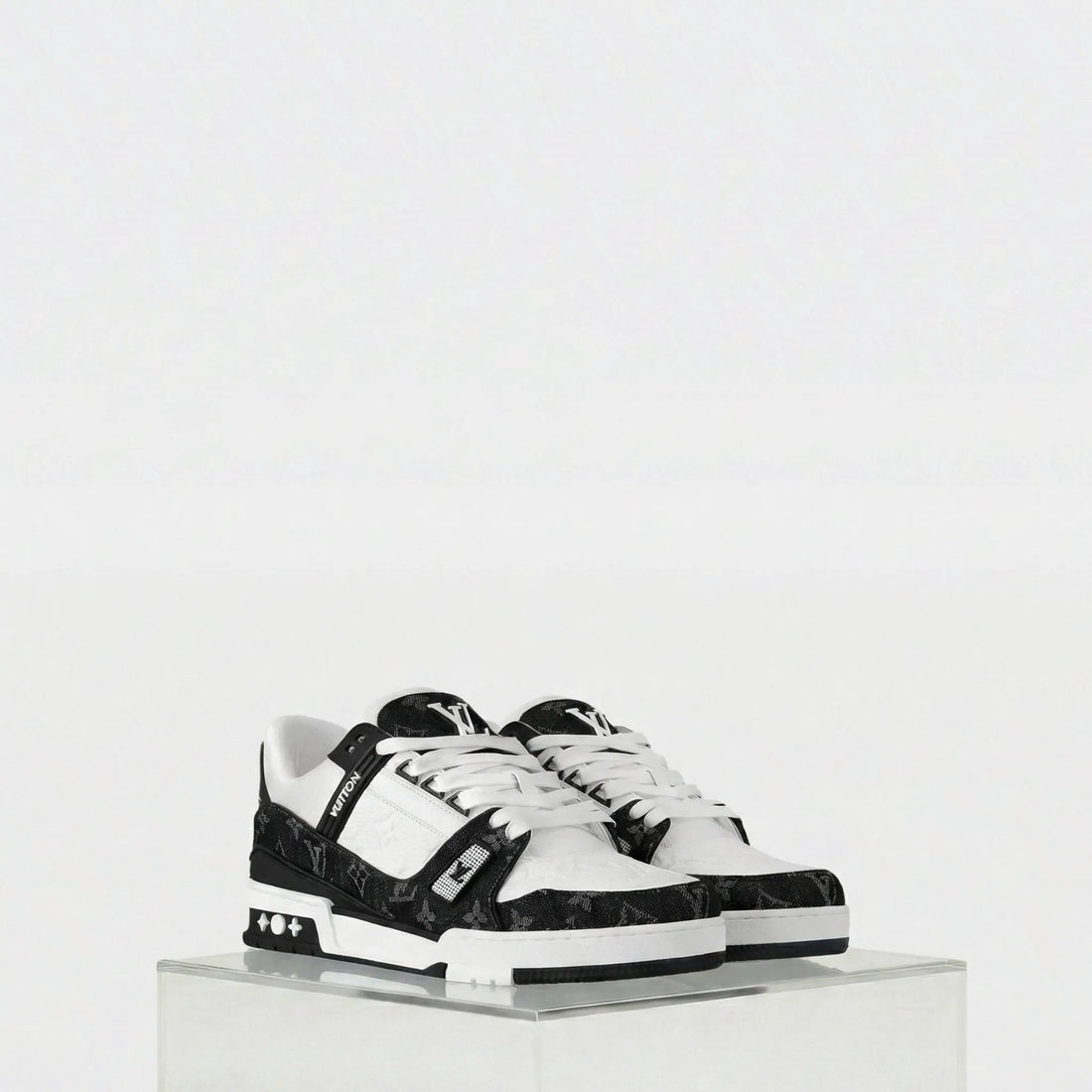 Louis Vuitton LV Trainers Monogram Denim and Monogram Calf Leather, Black, Front