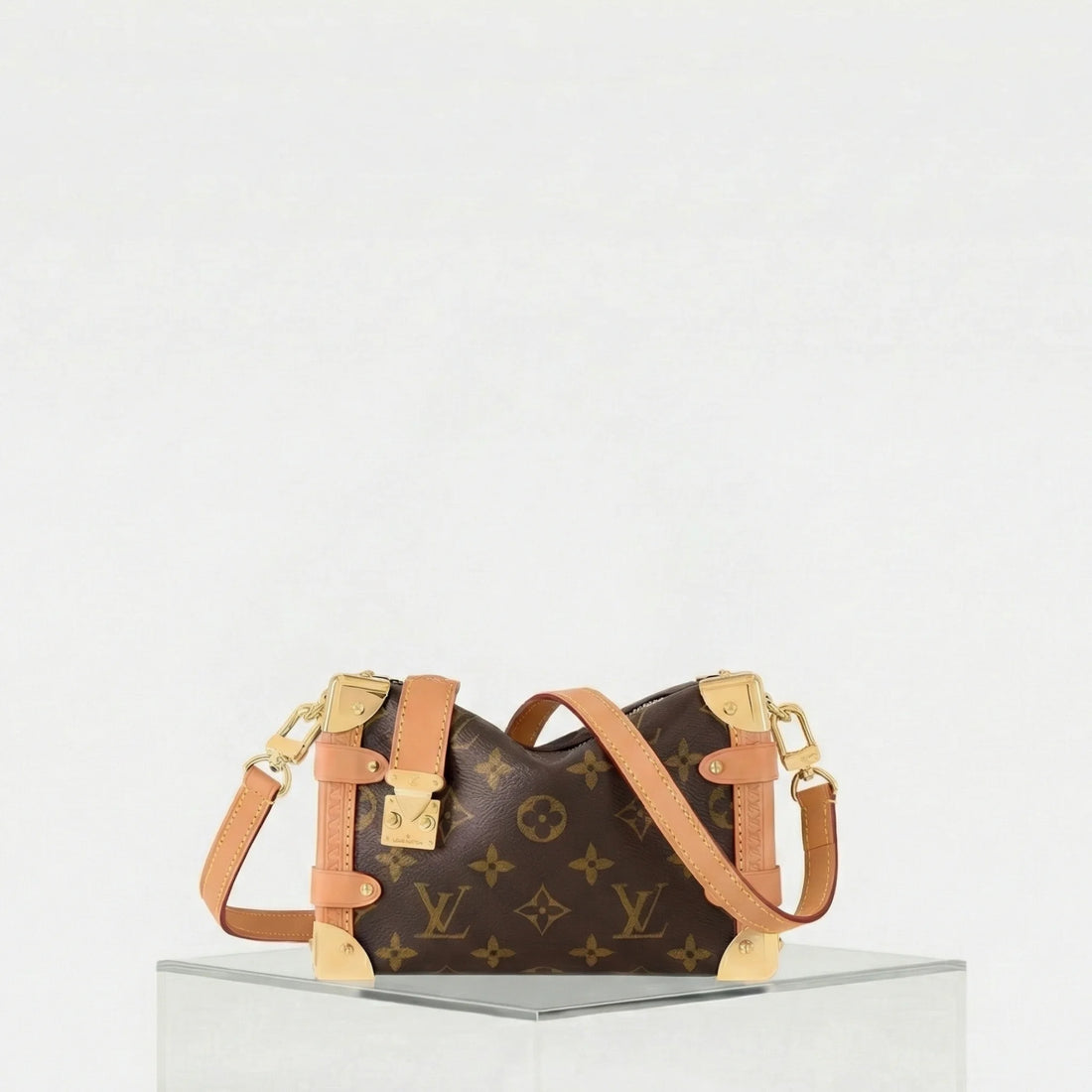 Louis Vuitton Side Trunk PM, Front