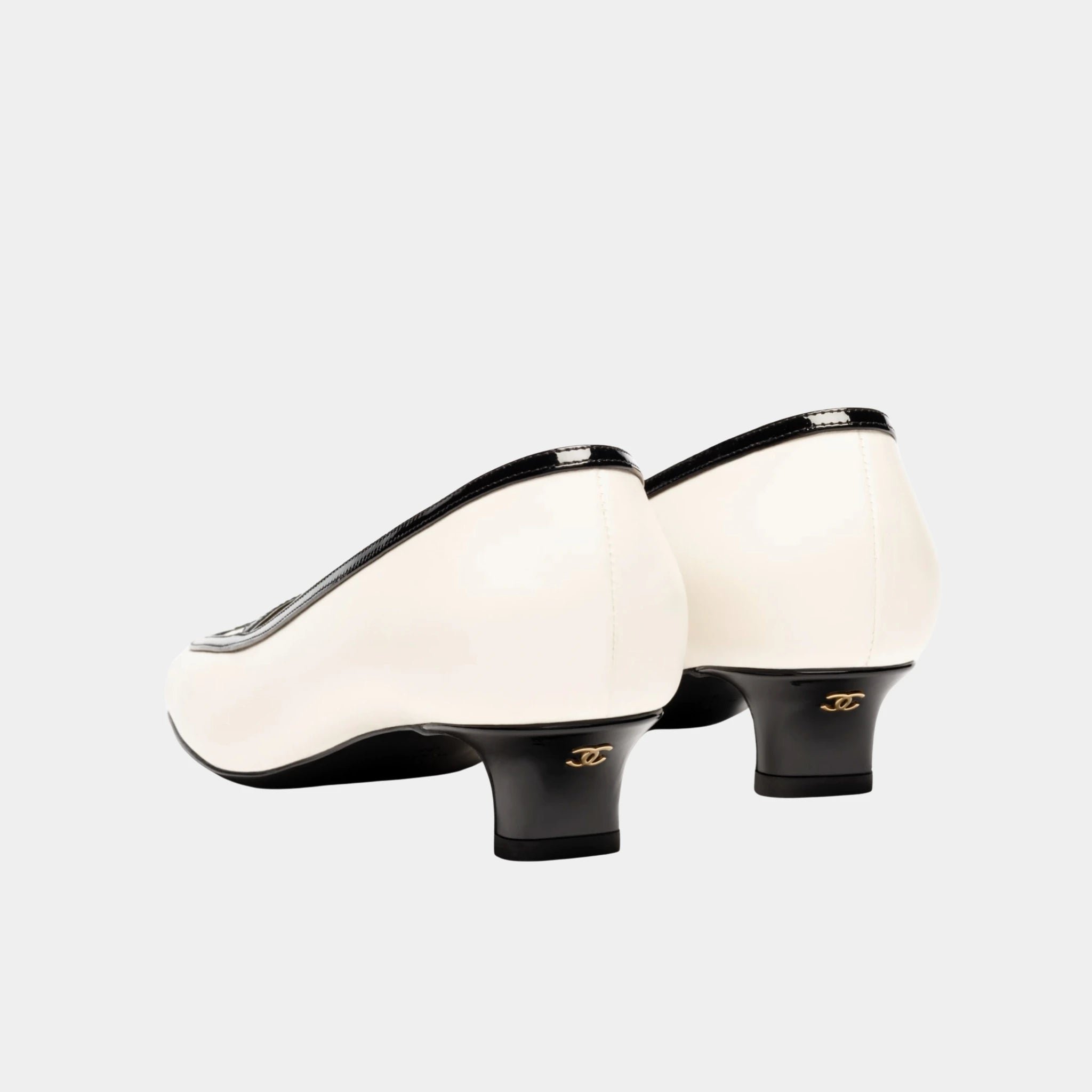 Chanel Low Heeled Pumps in Lambskin &amp; Patent Calfskin, White Black, Back