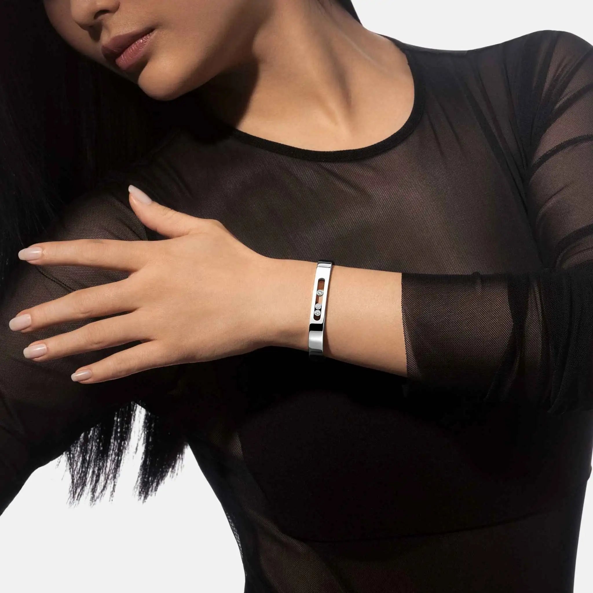 Move Joaillerie Bangle Gold Diamond Bracelet