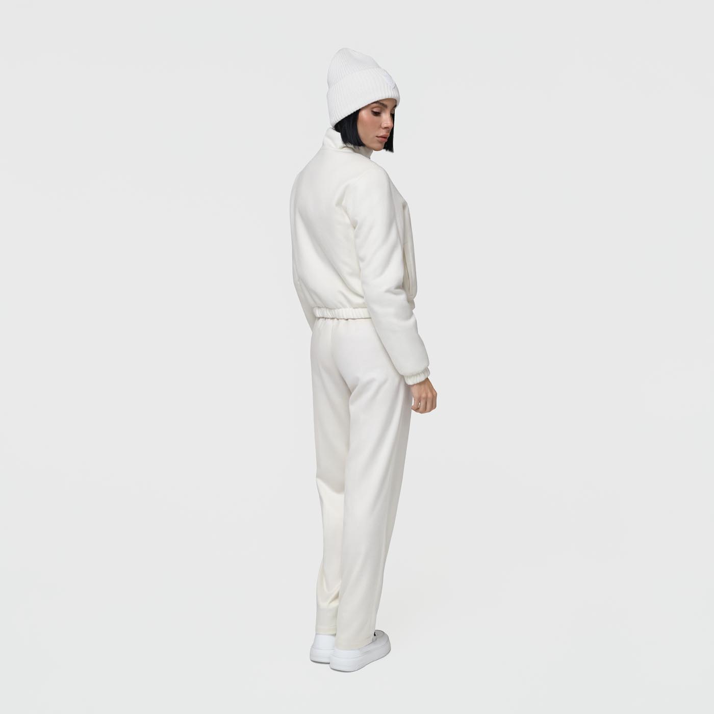 Orgier Arctic Mink Bomber model side