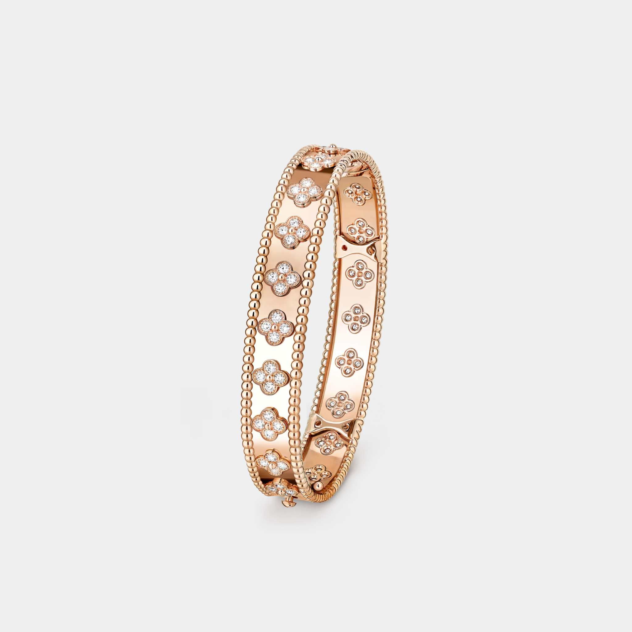 Perlée Clovers Bracelet Medium Model Rose Gold Diamond, Front