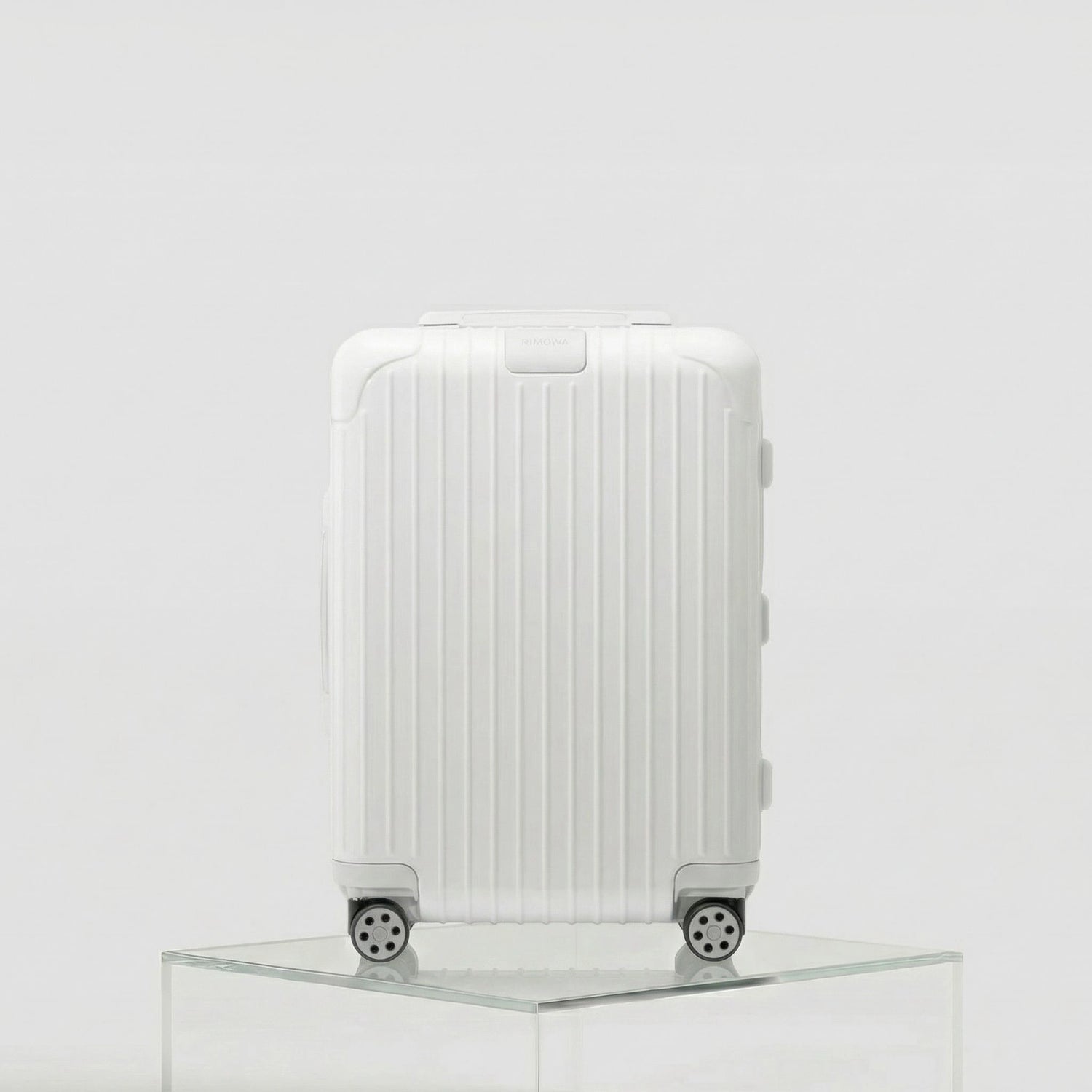 Rimowa Essential Cabin, Gloss White, Studio, Front