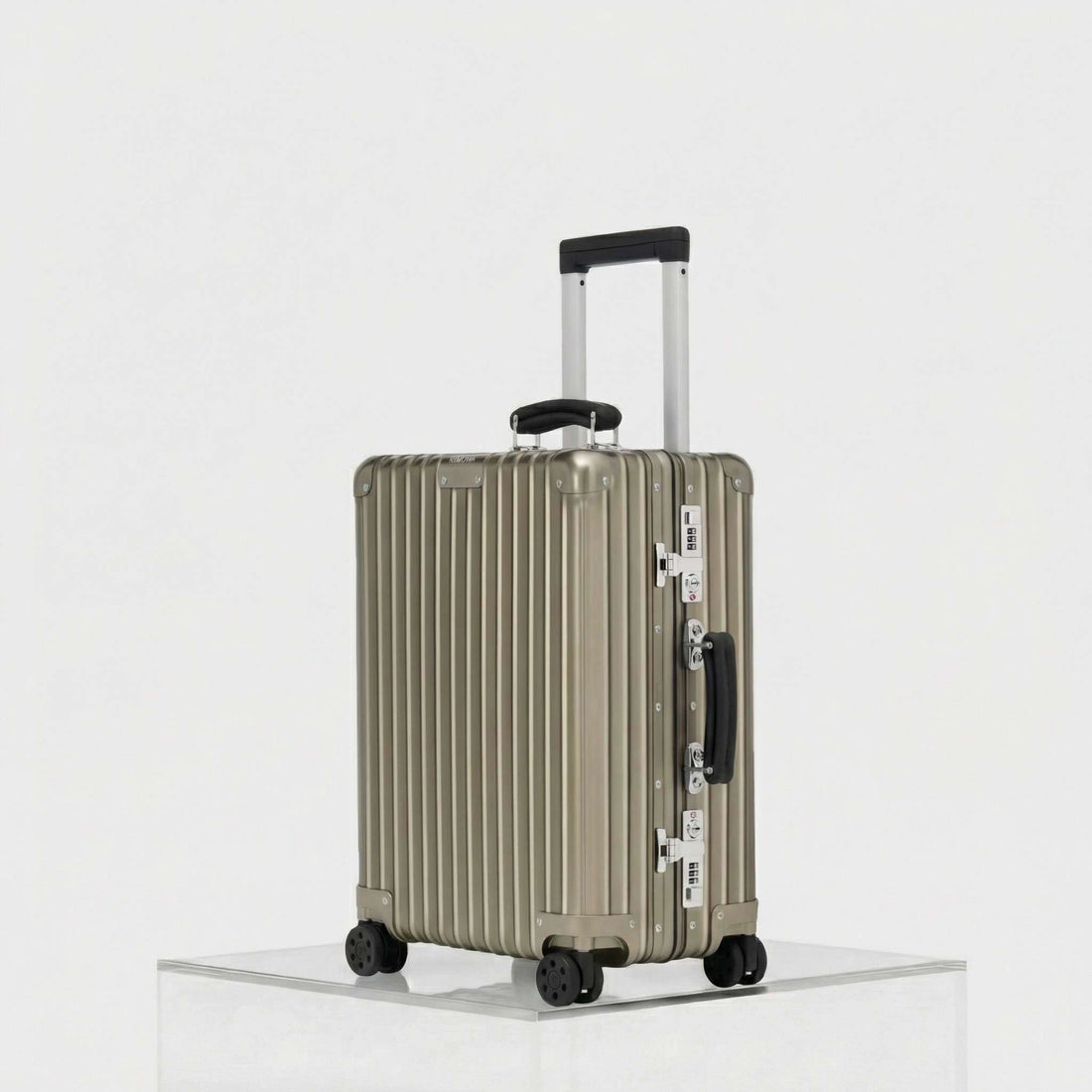 Rimowa Classic Cabin, Titanium, Full